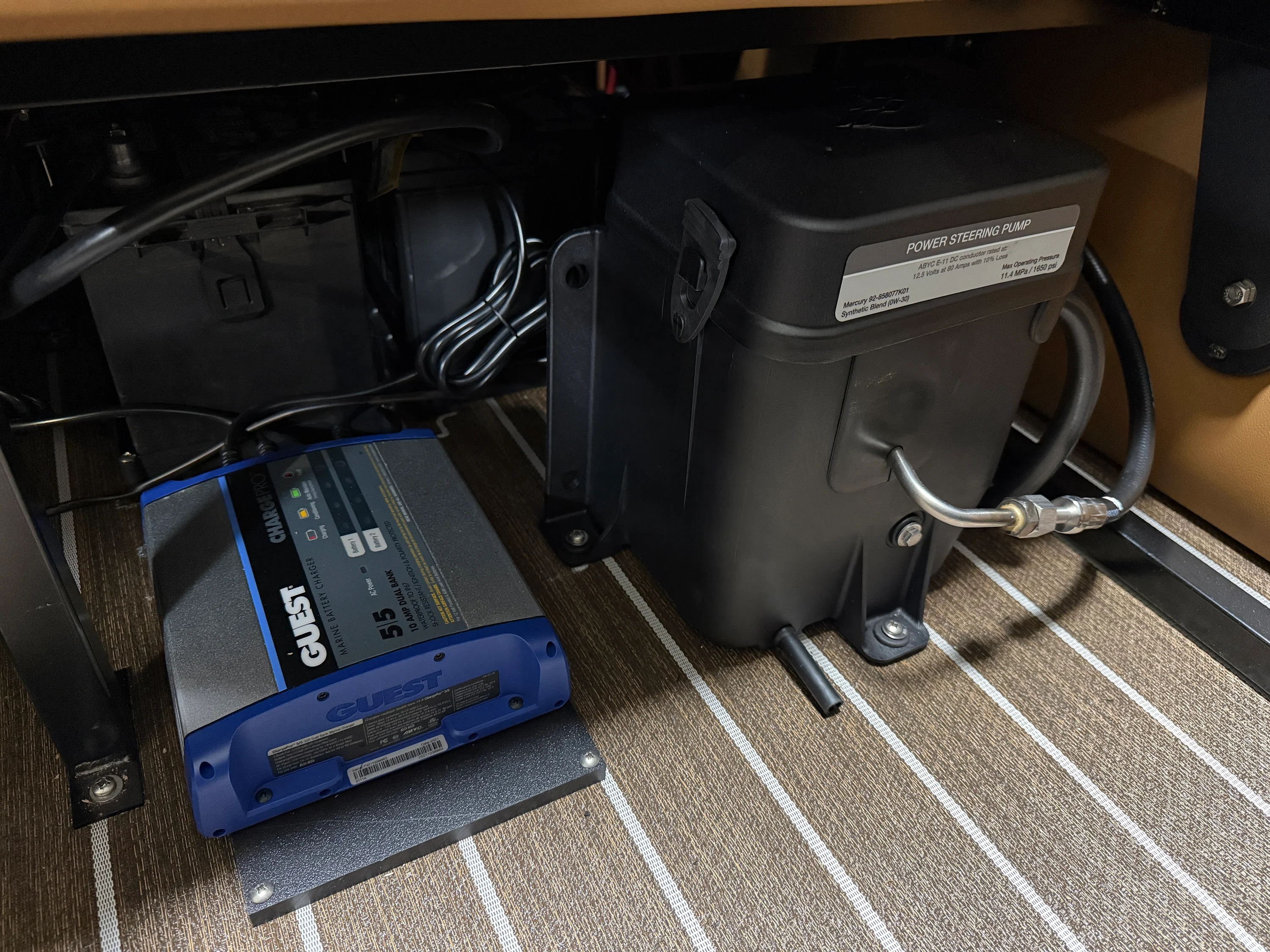 2026 Premier 230SOLARIS Image Thumbnail #42