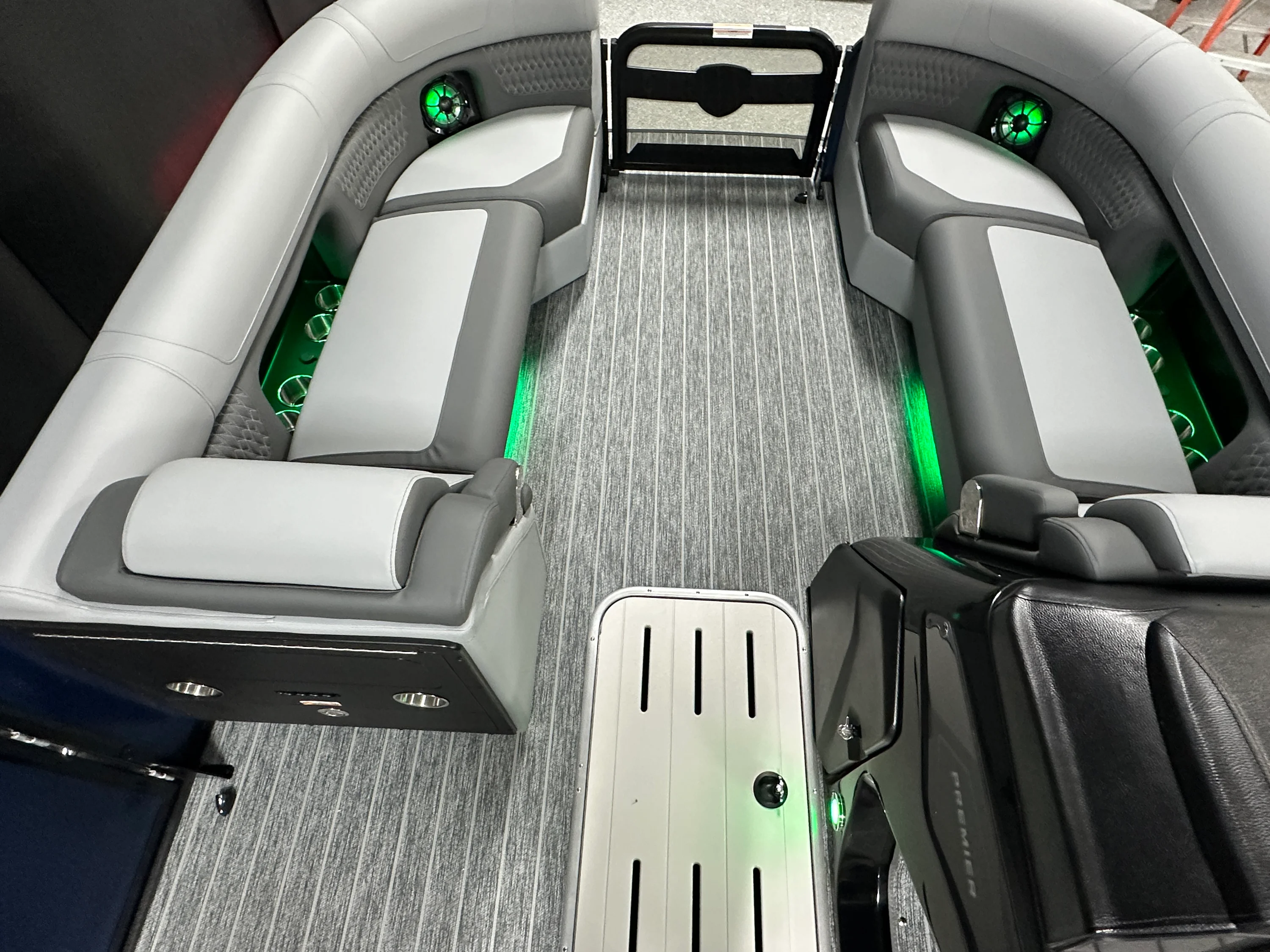 2026 Premier 230SOLARIS Image Thumbnail #61