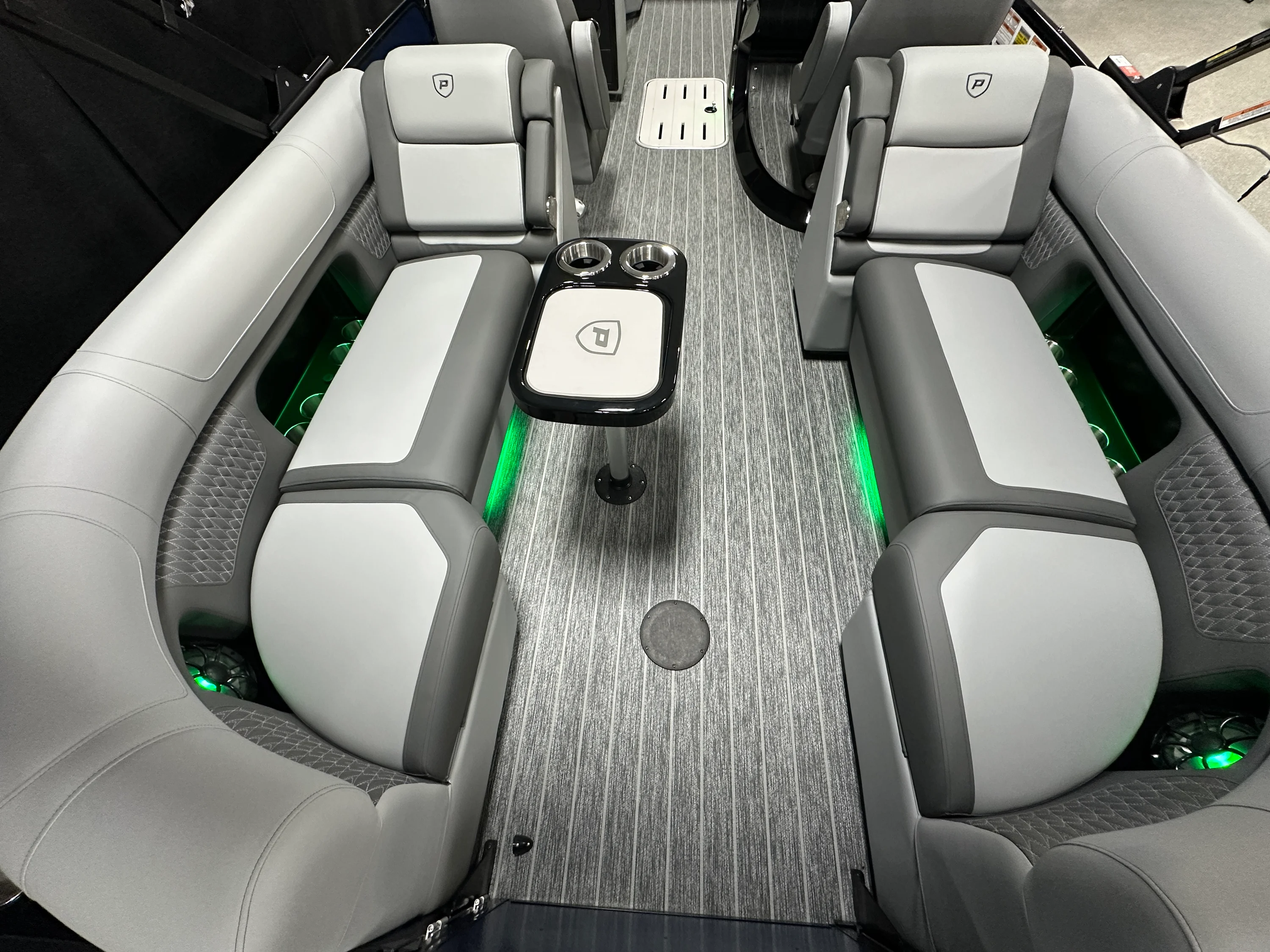 2026 Premier 230SOLARIS Image Thumbnail #15