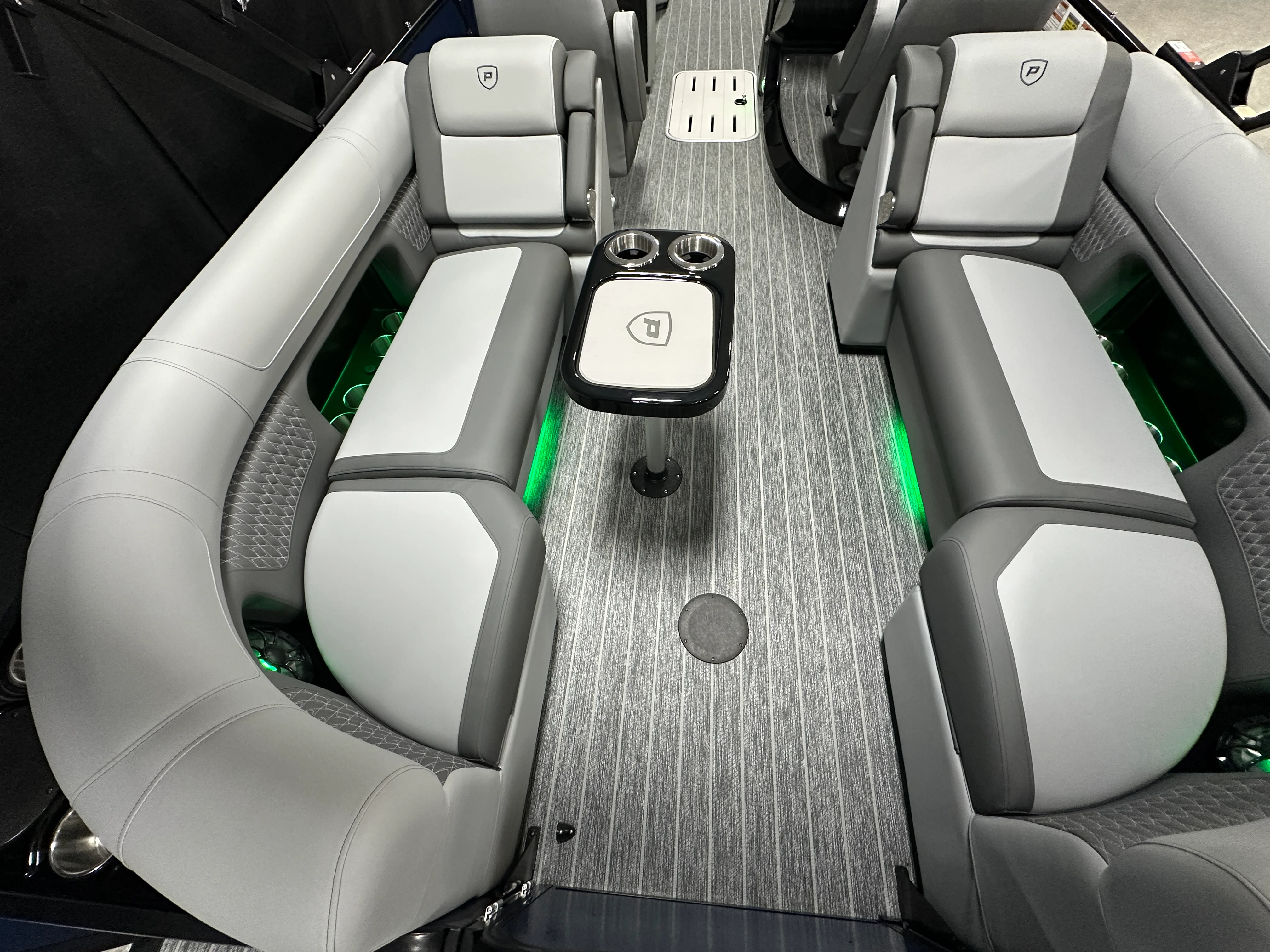 2026 Premier 230SOLARIS Image Thumbnail #14