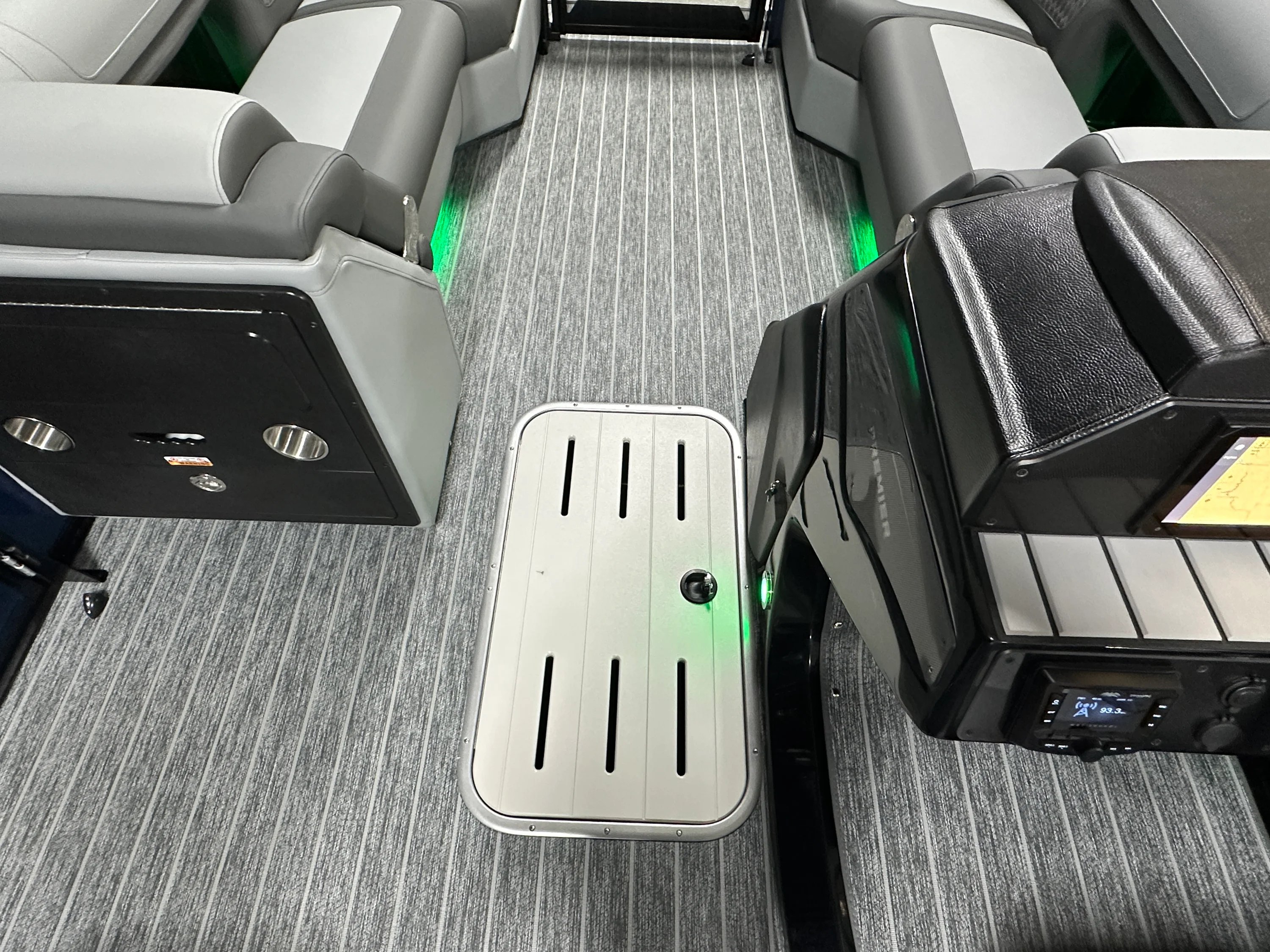 2026 Premier 230SOLARIS Image Thumbnail #57