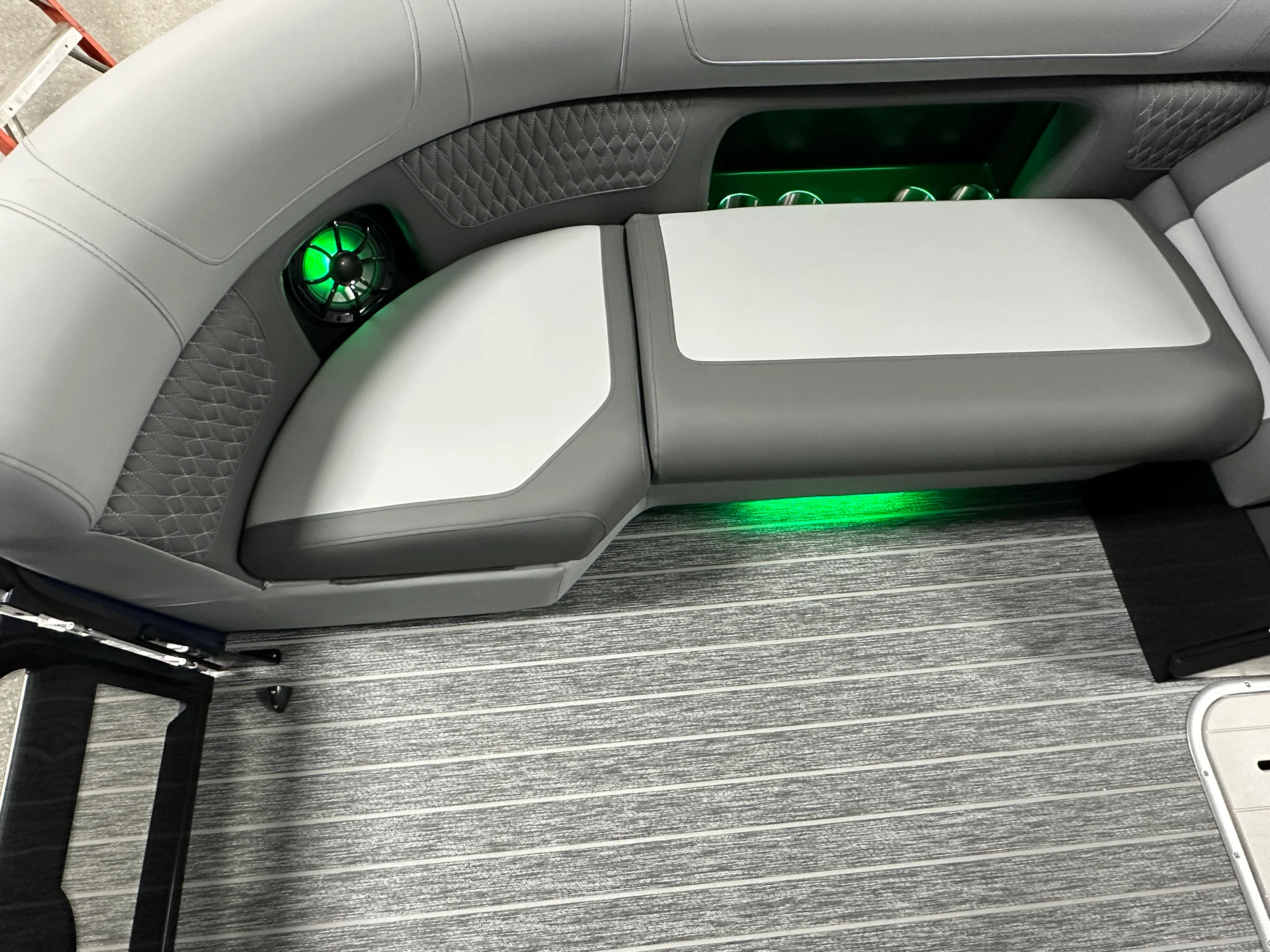 2026 Premier 230SOLARIS Image Thumbnail #73