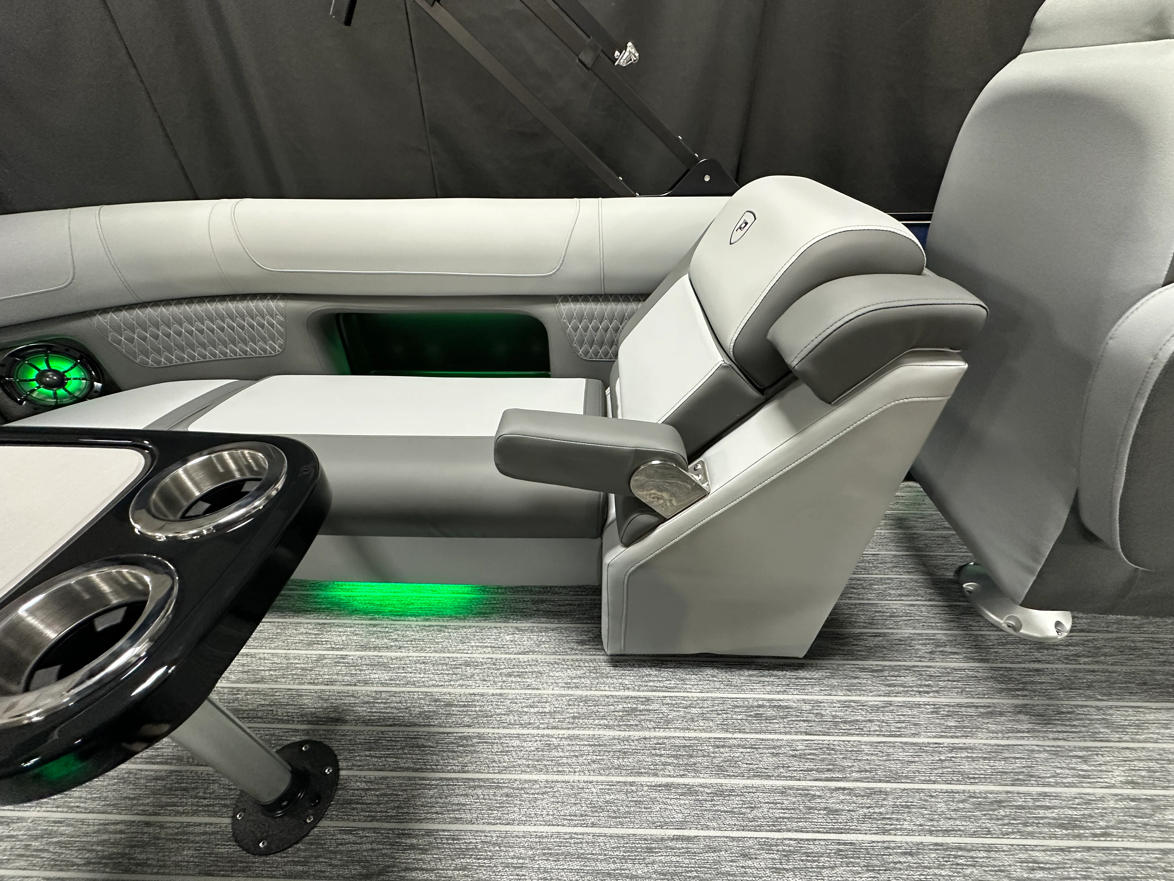 2026 Premier 230SOLARIS Image Thumbnail #27