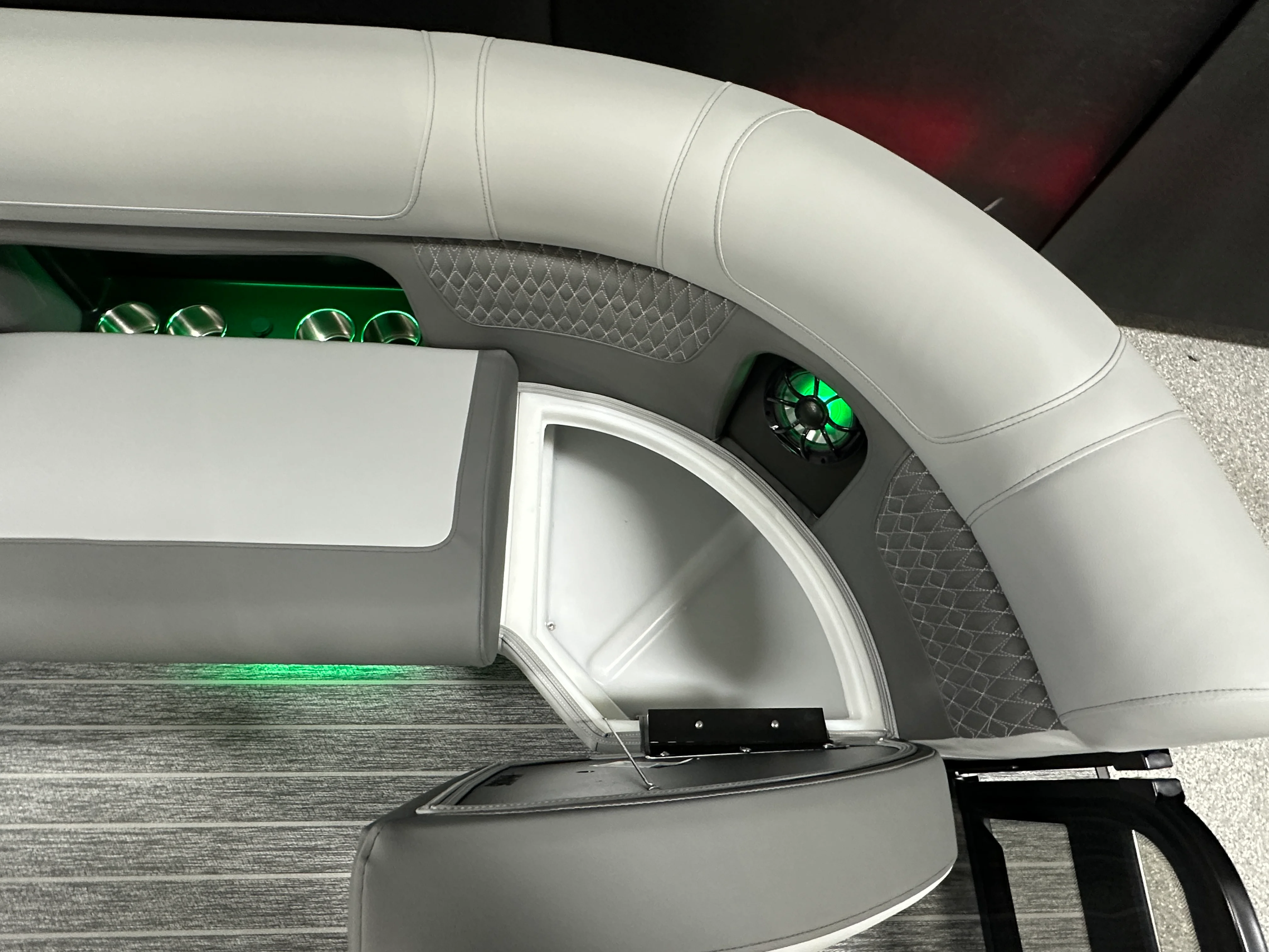 2026 Premier 230SOLARIS Image Thumbnail #67