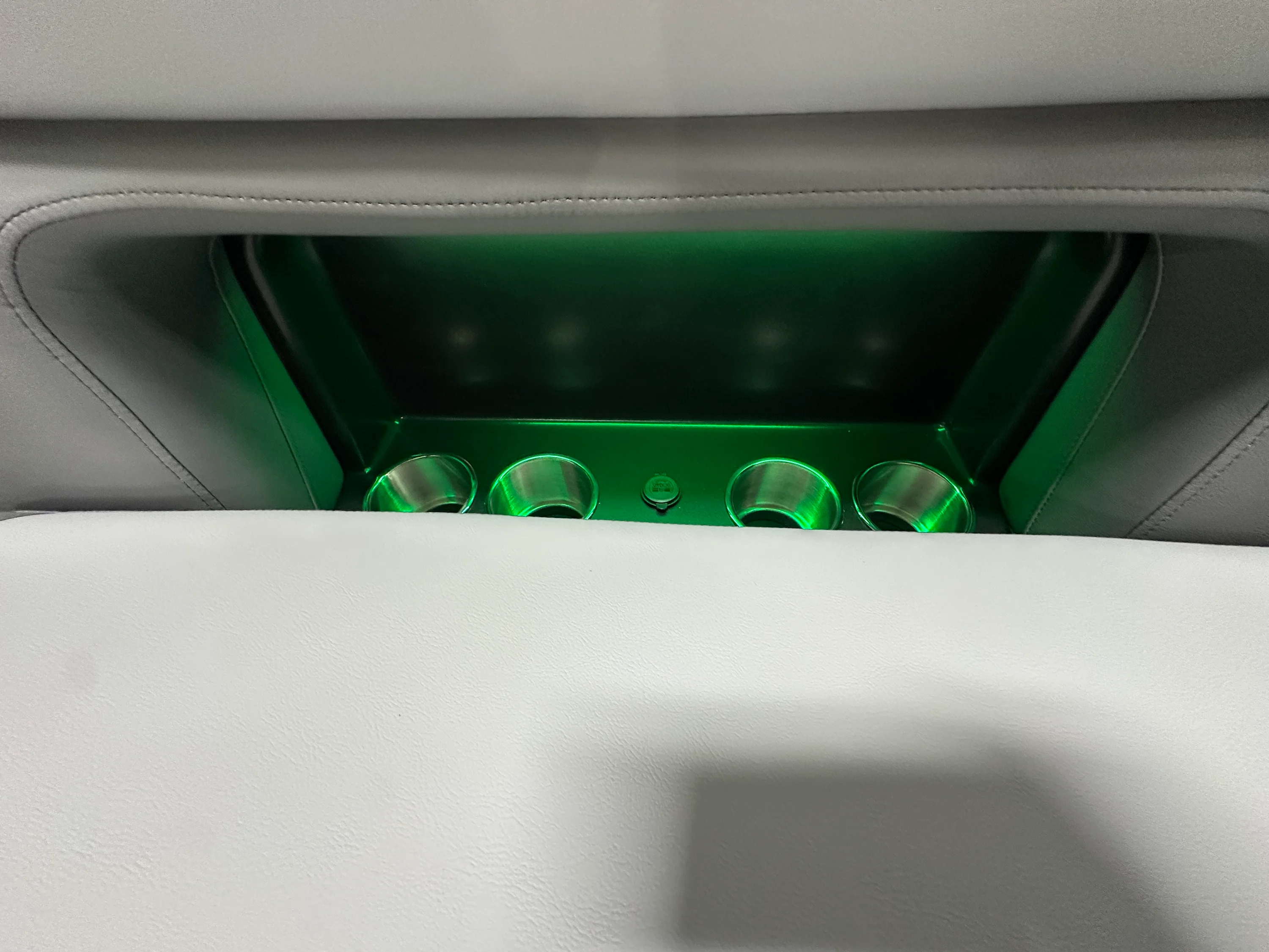 2026 Premier 230SOLARIS Image Thumbnail #24