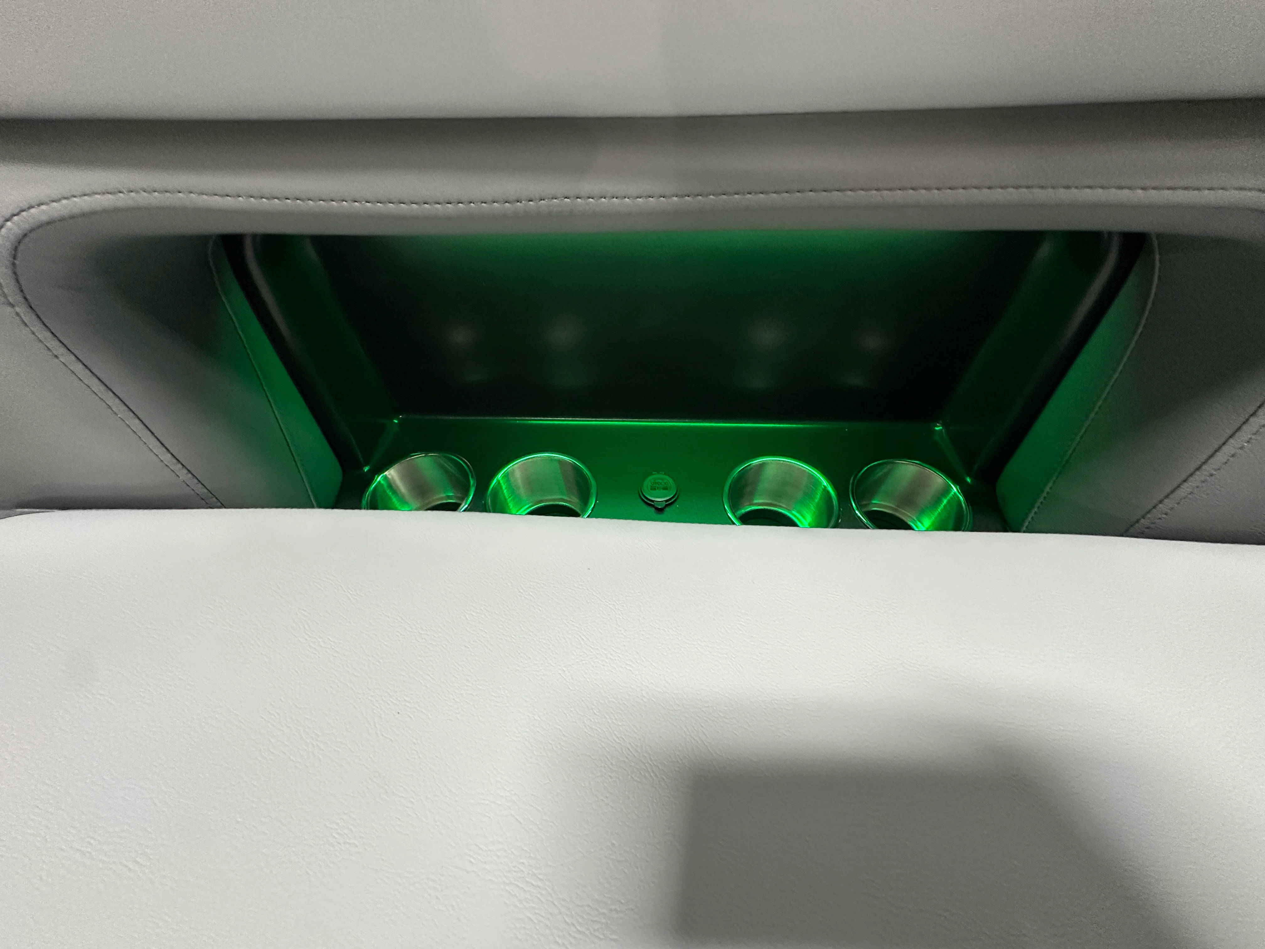 2026 Premier 230SOLARIS Image Thumbnail #24