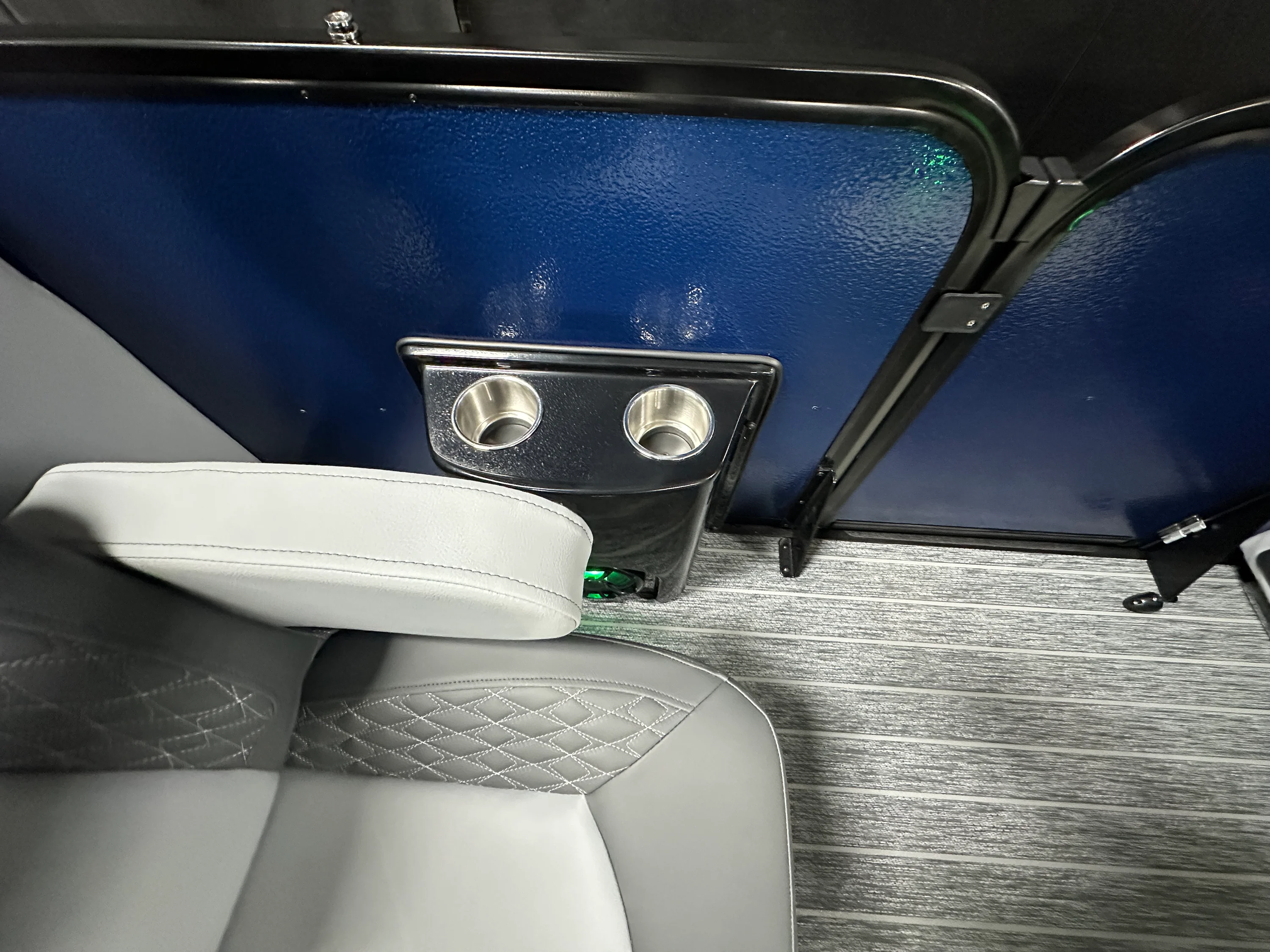 2026 Premier 230SOLARIS Image Thumbnail #40