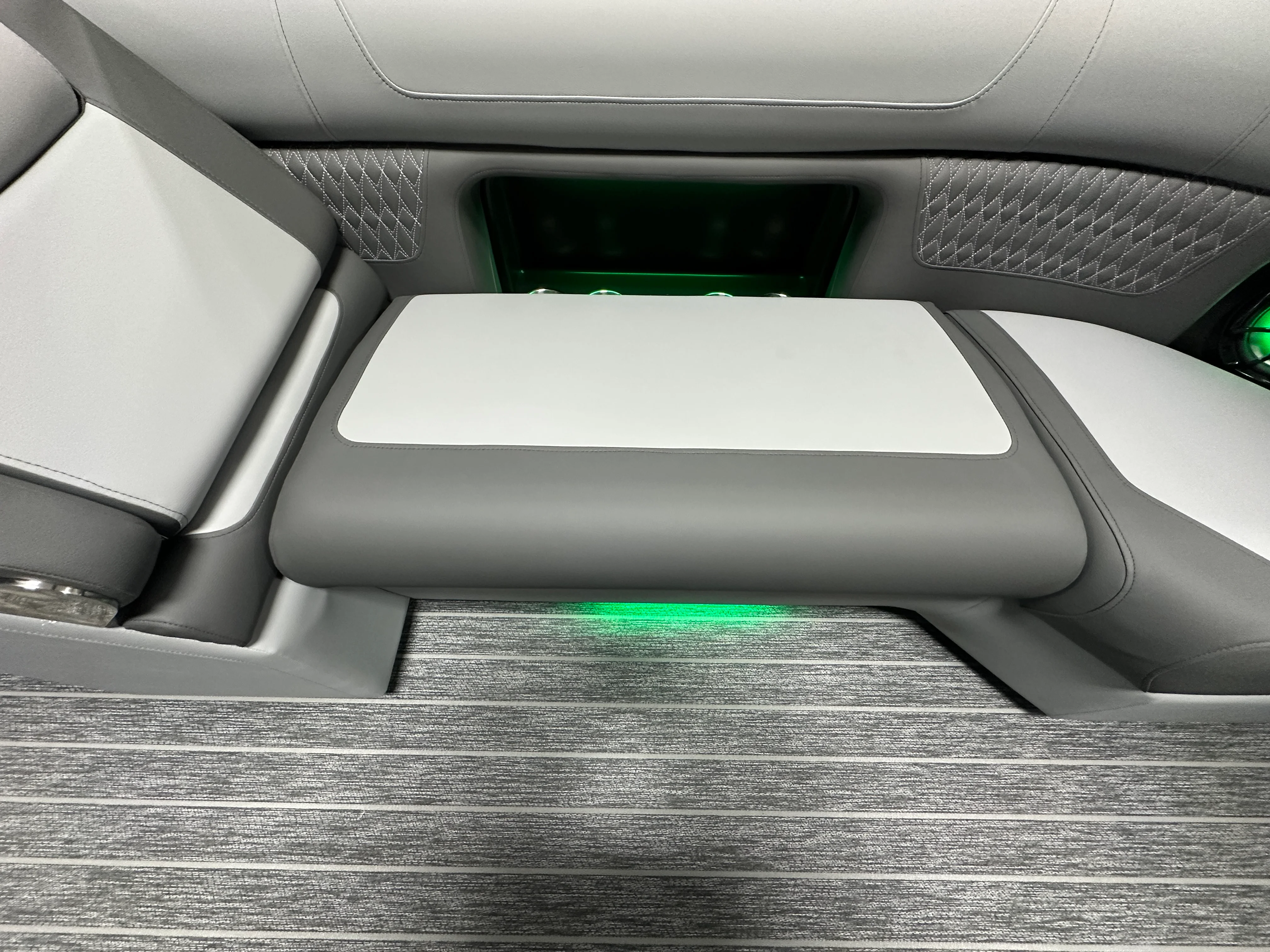 2026 Premier 230SOLARIS Image Thumbnail #31