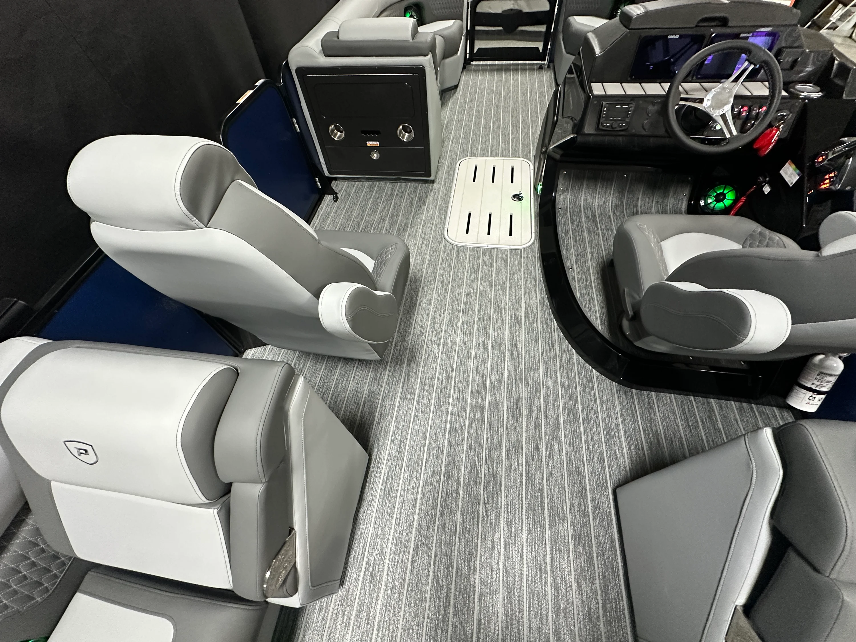 2026 Premier 230SOLARIS Image Thumbnail #37