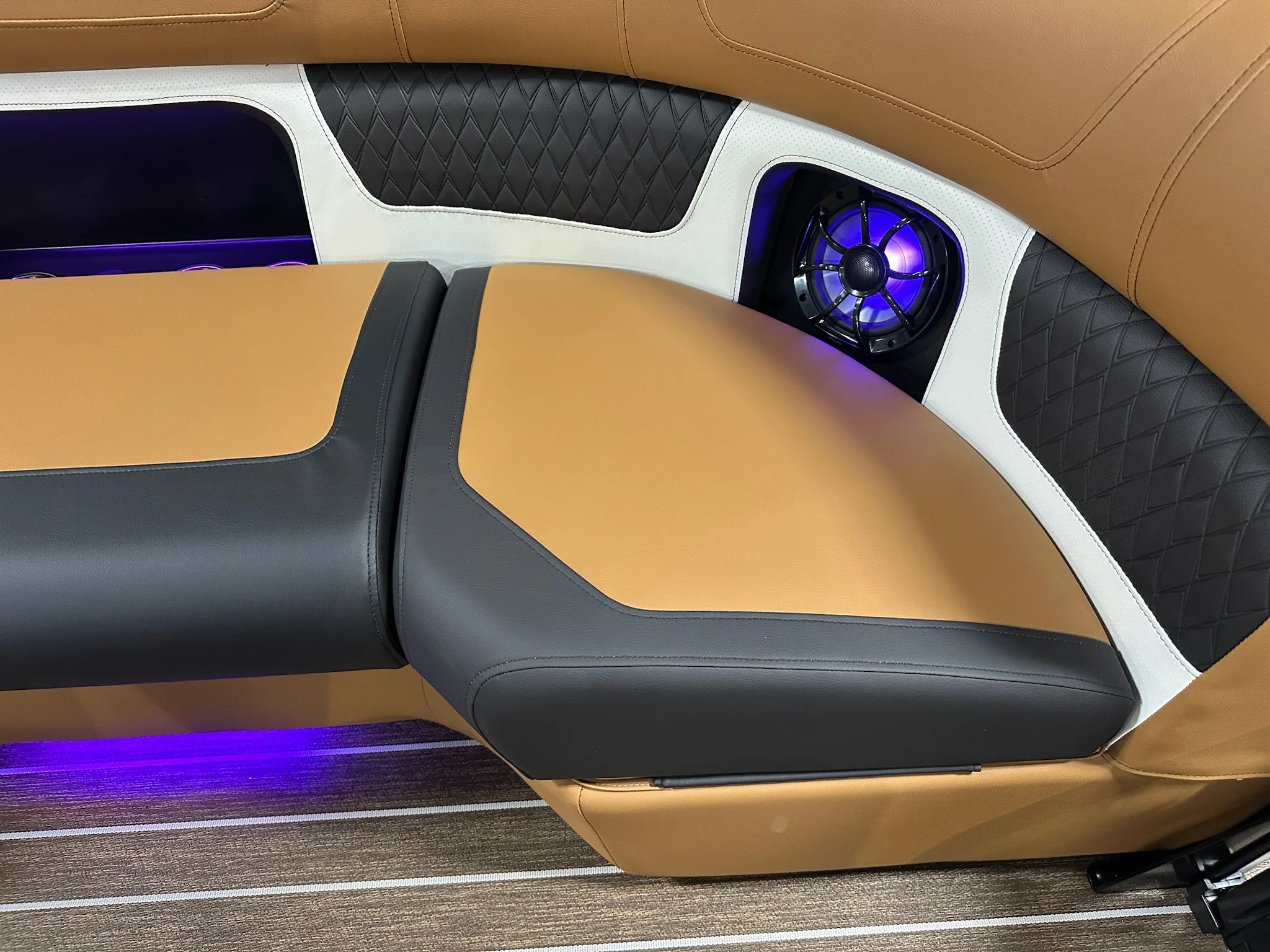 2026 Premier 230SOLARIS Image Thumbnail #58