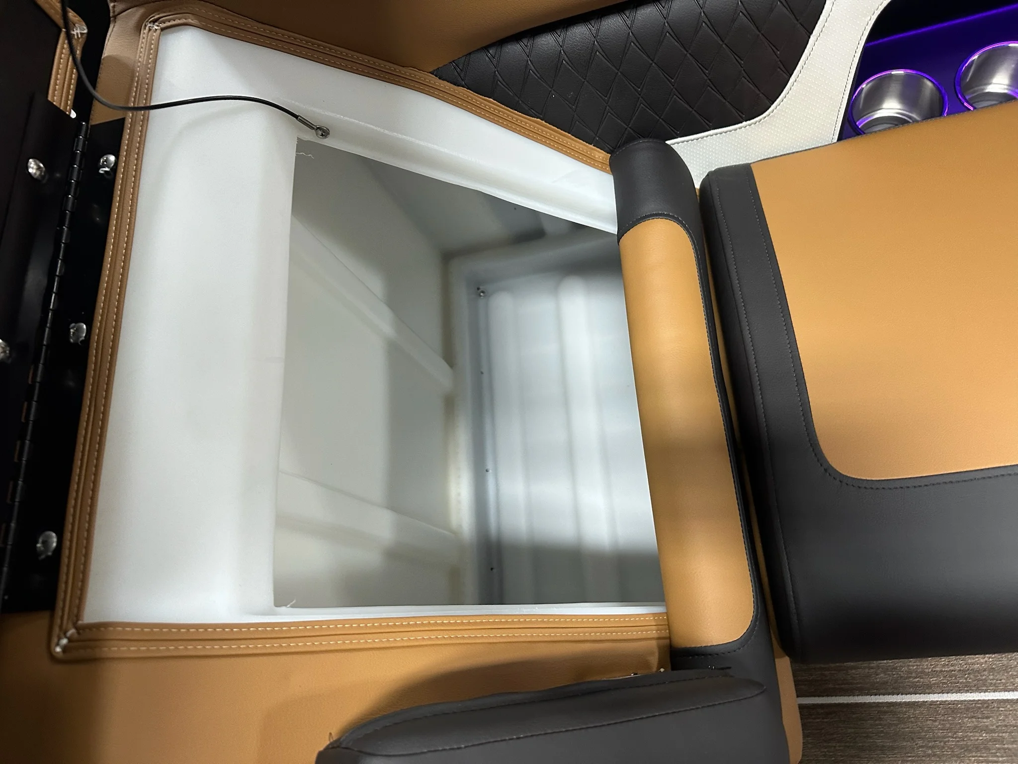 2026 Premier 230SOLARIS Image Thumbnail #32