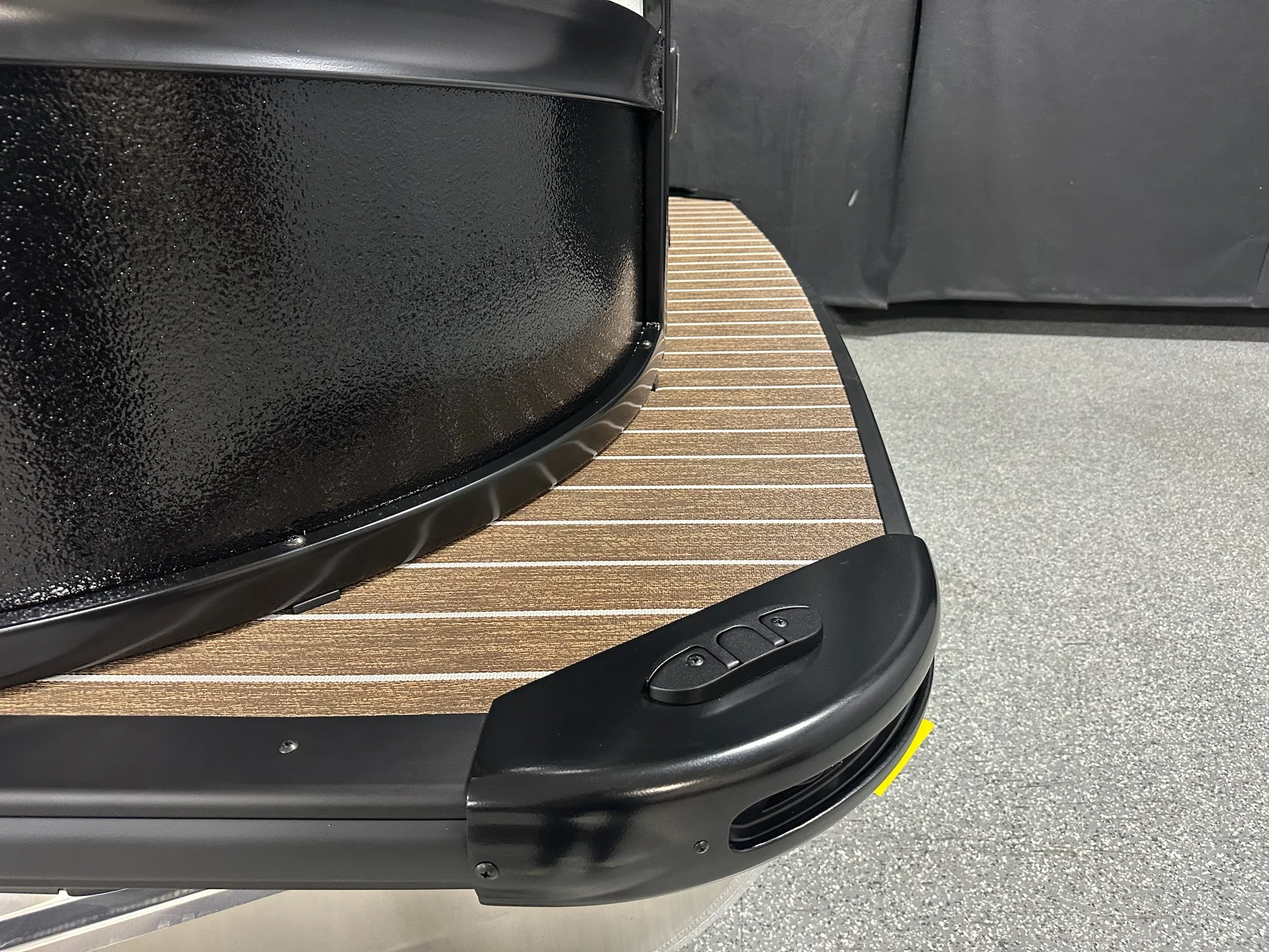 2026 Premier 230SOLARIS Image Thumbnail #8