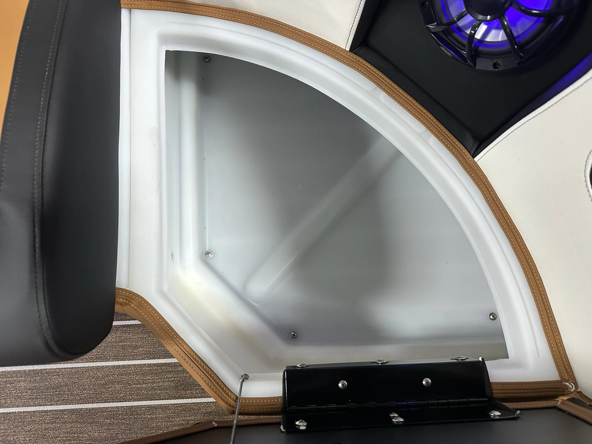 2026 Premier 230SOLARIS Image Thumbnail #59