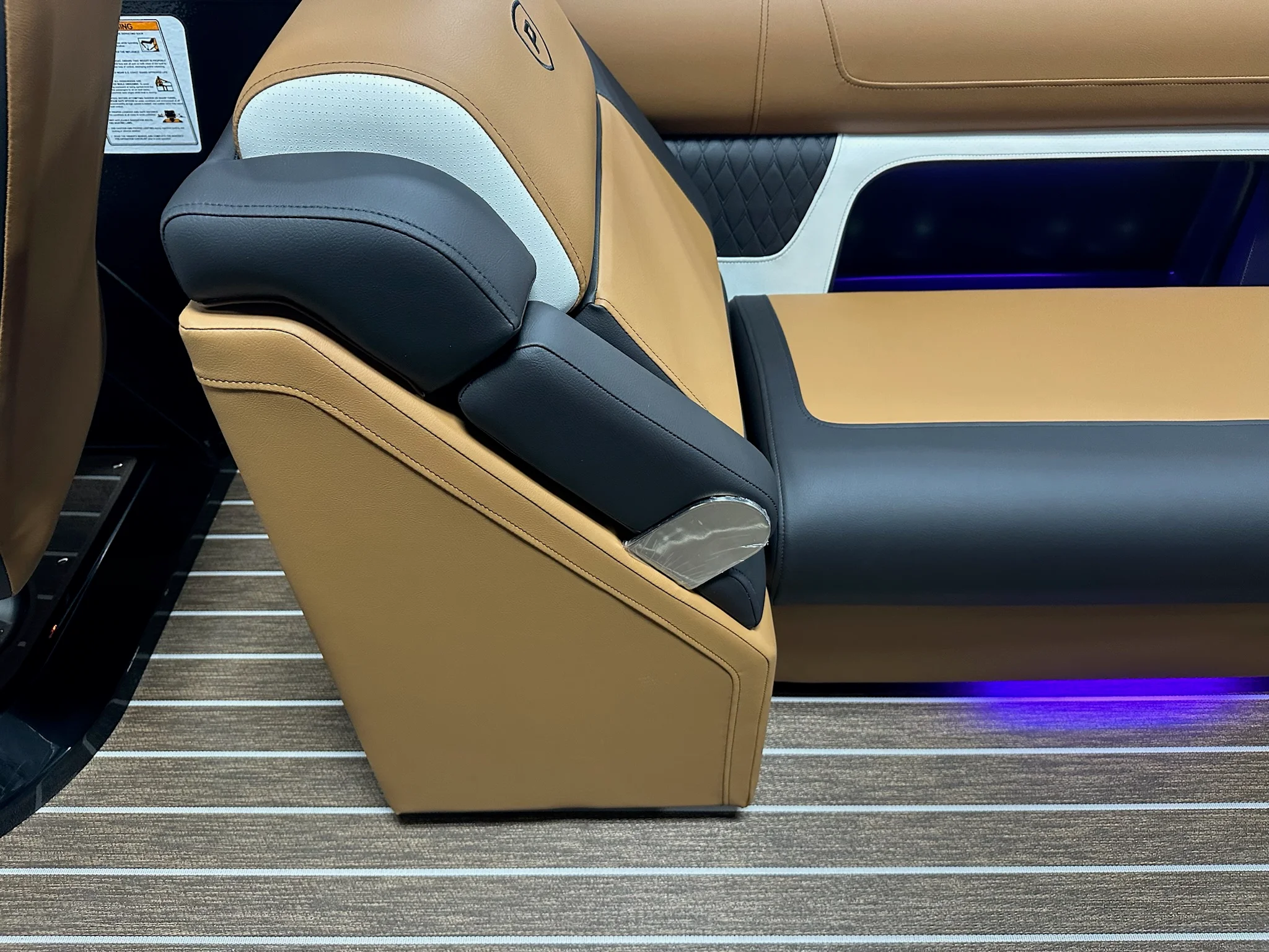 2026 Premier 230SOLARIS Image Thumbnail #31