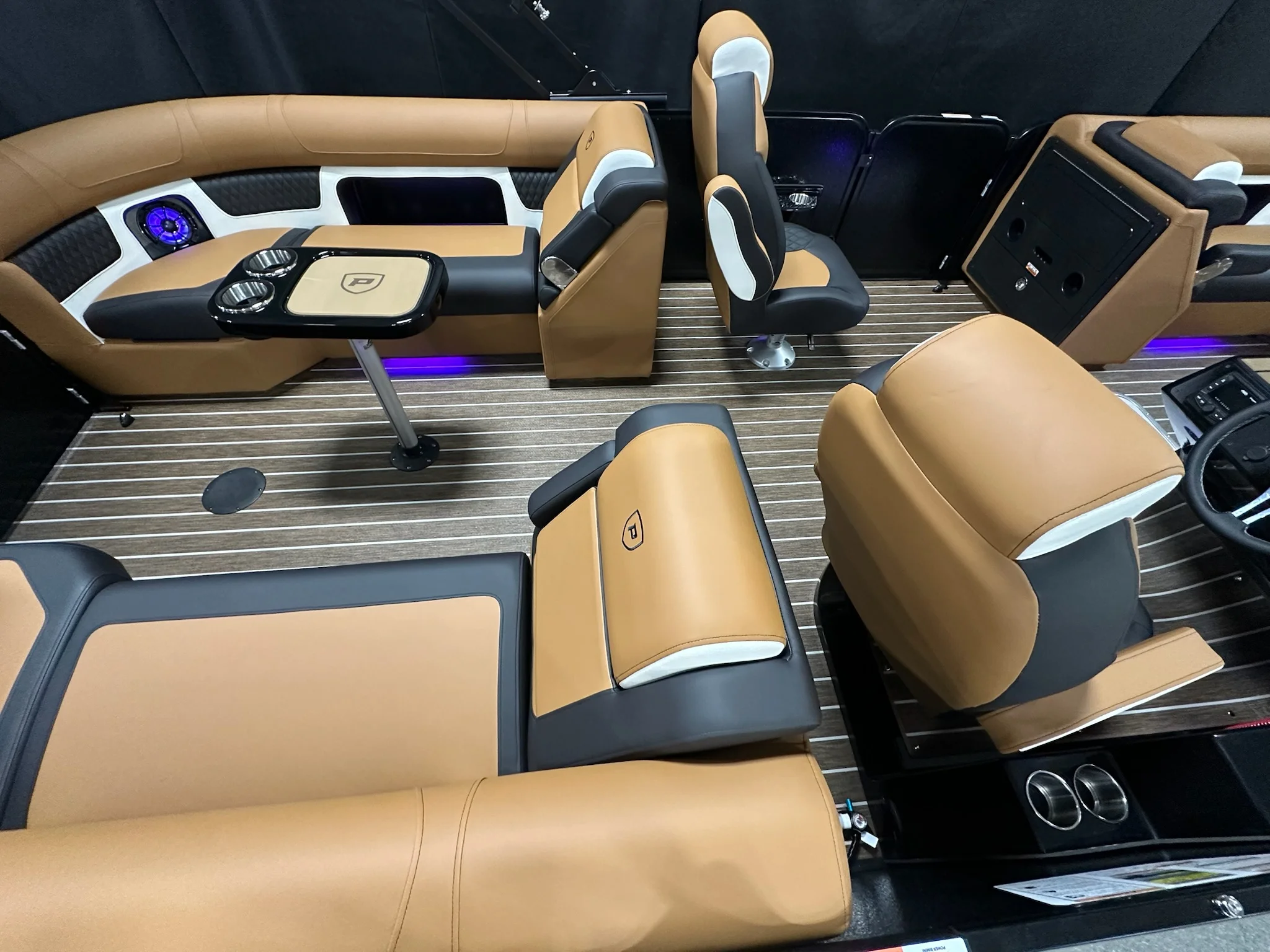 2026 Premier 230SOLARIS Image Thumbnail #5