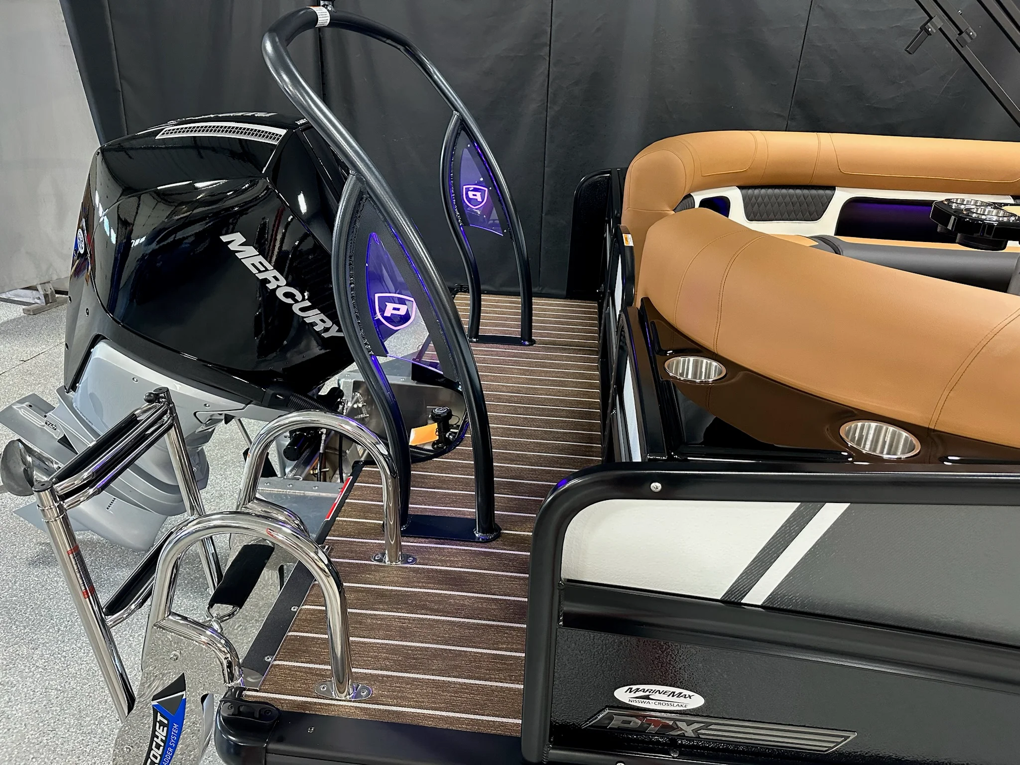 2026 Premier 230SOLARIS Image Thumbnail #2