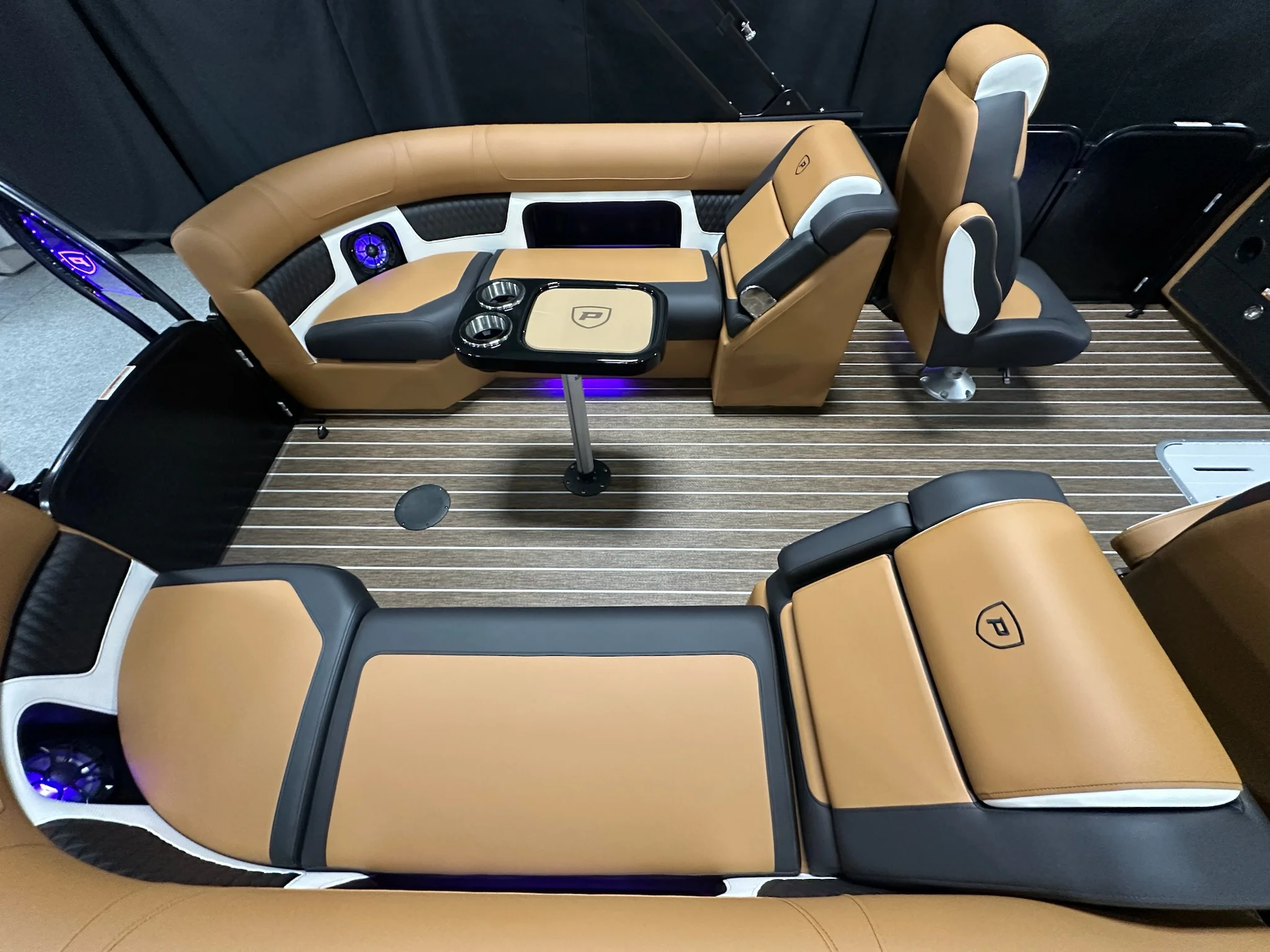 2026 Premier 230SOLARIS Image Thumbnail #4