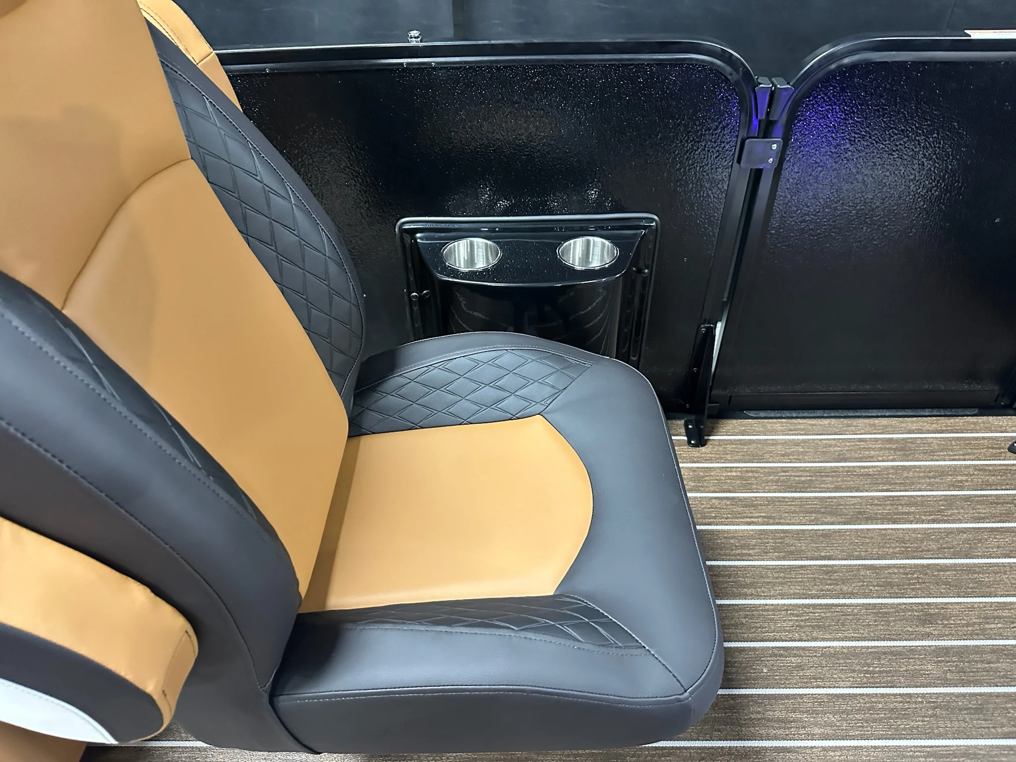 2026 Premier 230SOLARIS Image Thumbnail #35