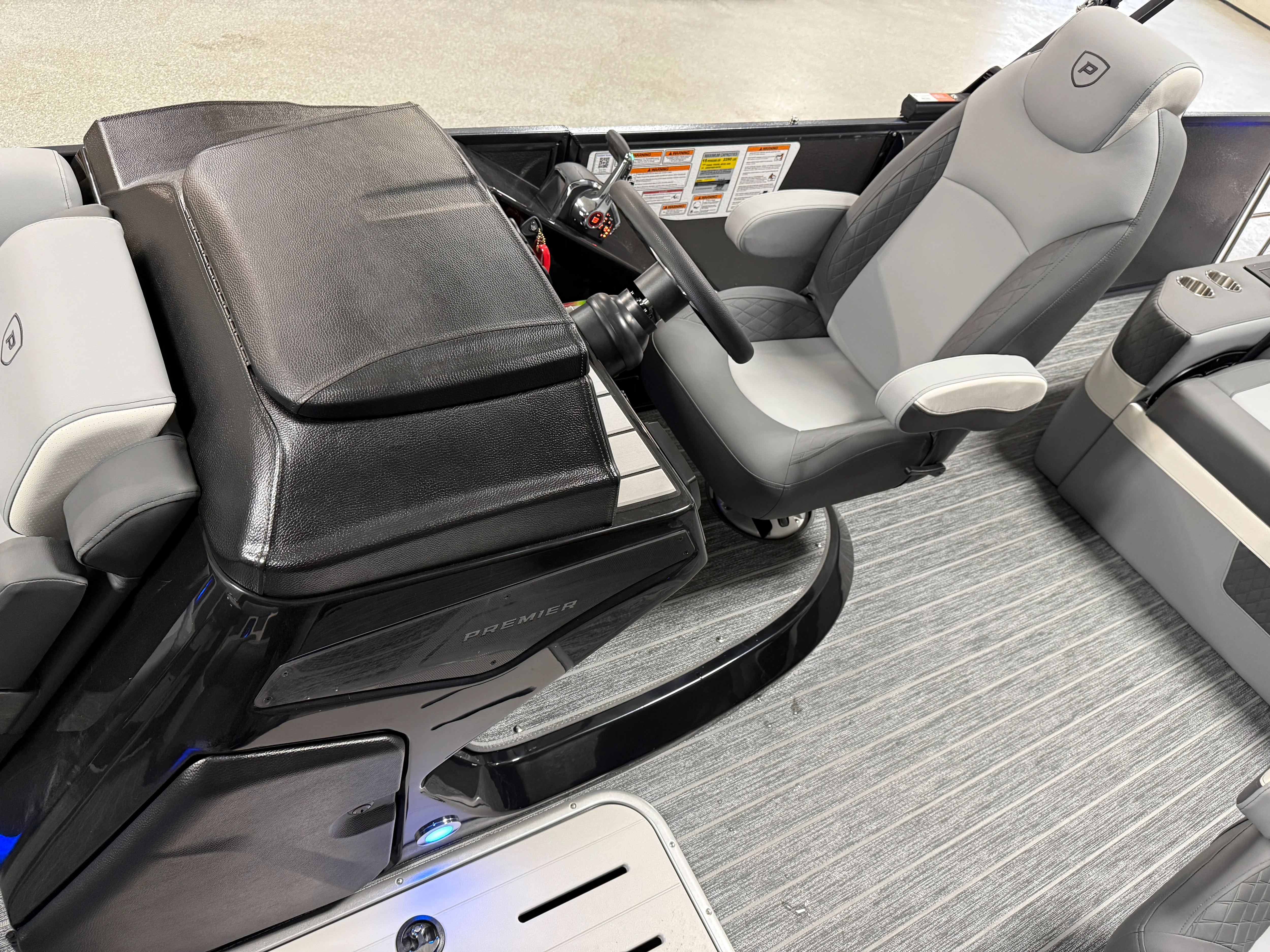 2026 Premier 230SOLARIS Image Thumbnail #46