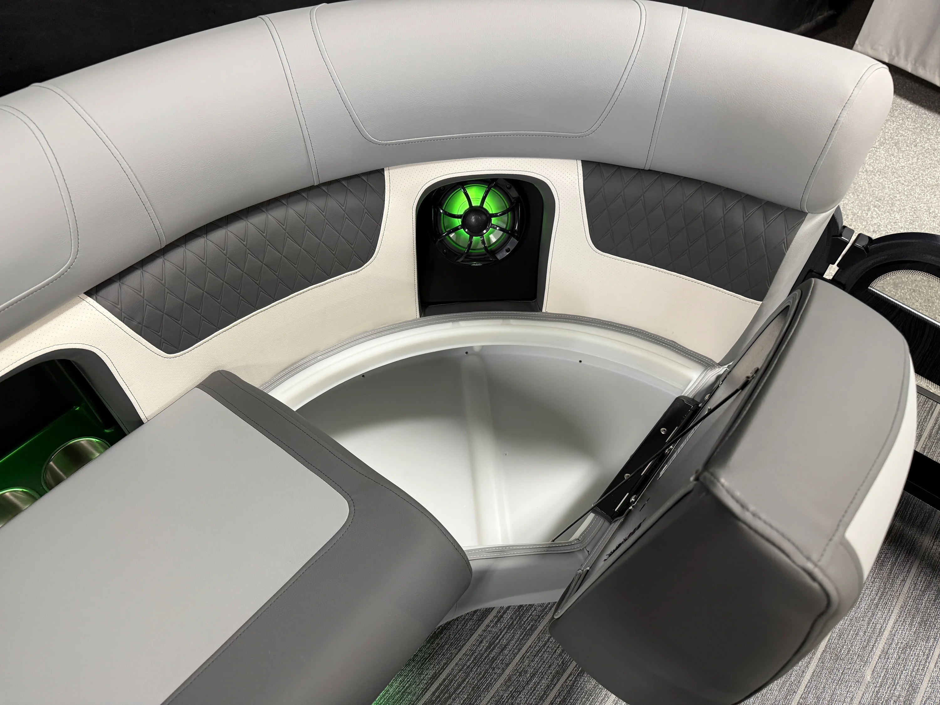 2026 Premier 230SOLARIS Image Thumbnail #83