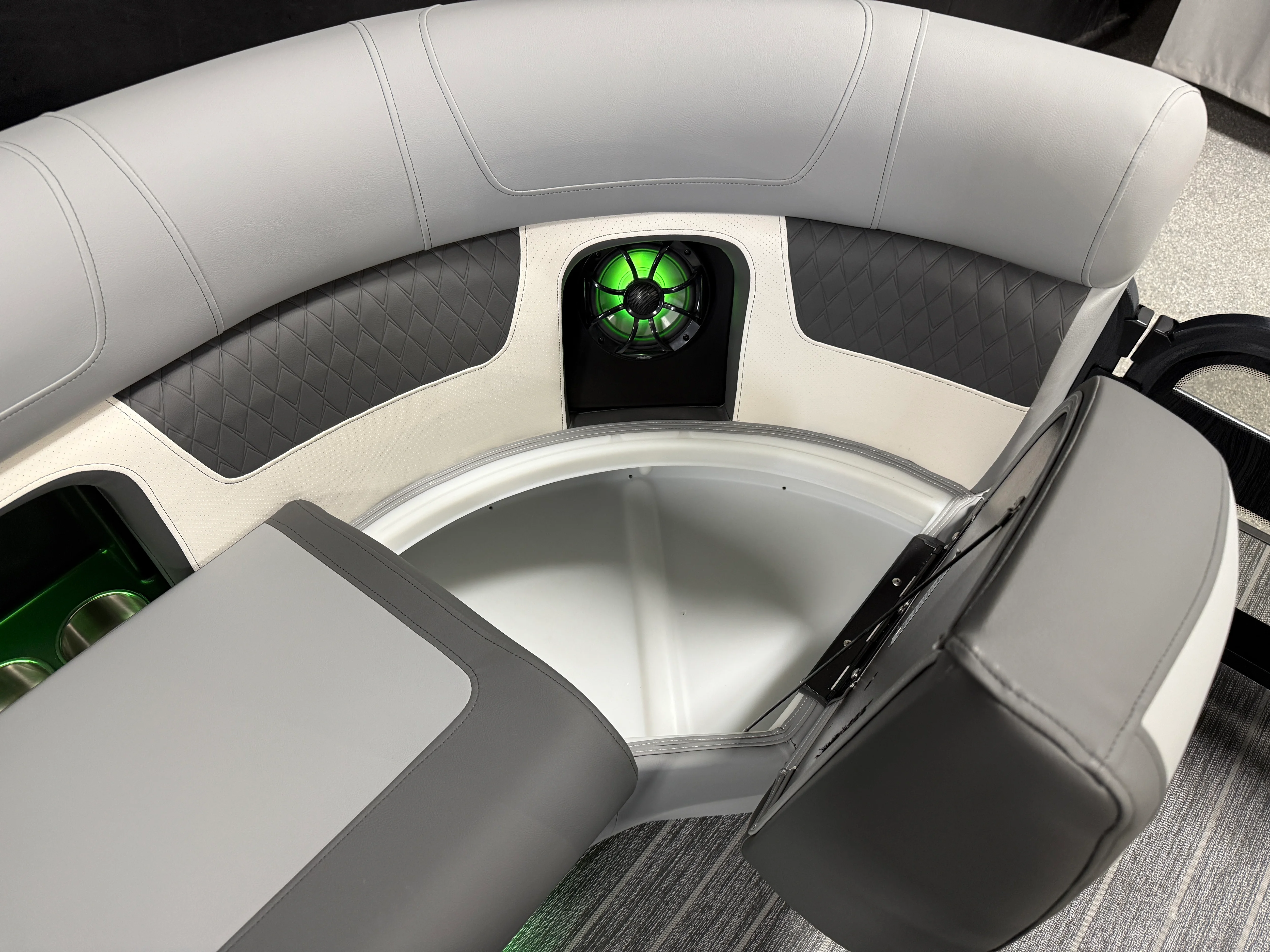 2026 Premier 230SOLARIS Image Thumbnail #83