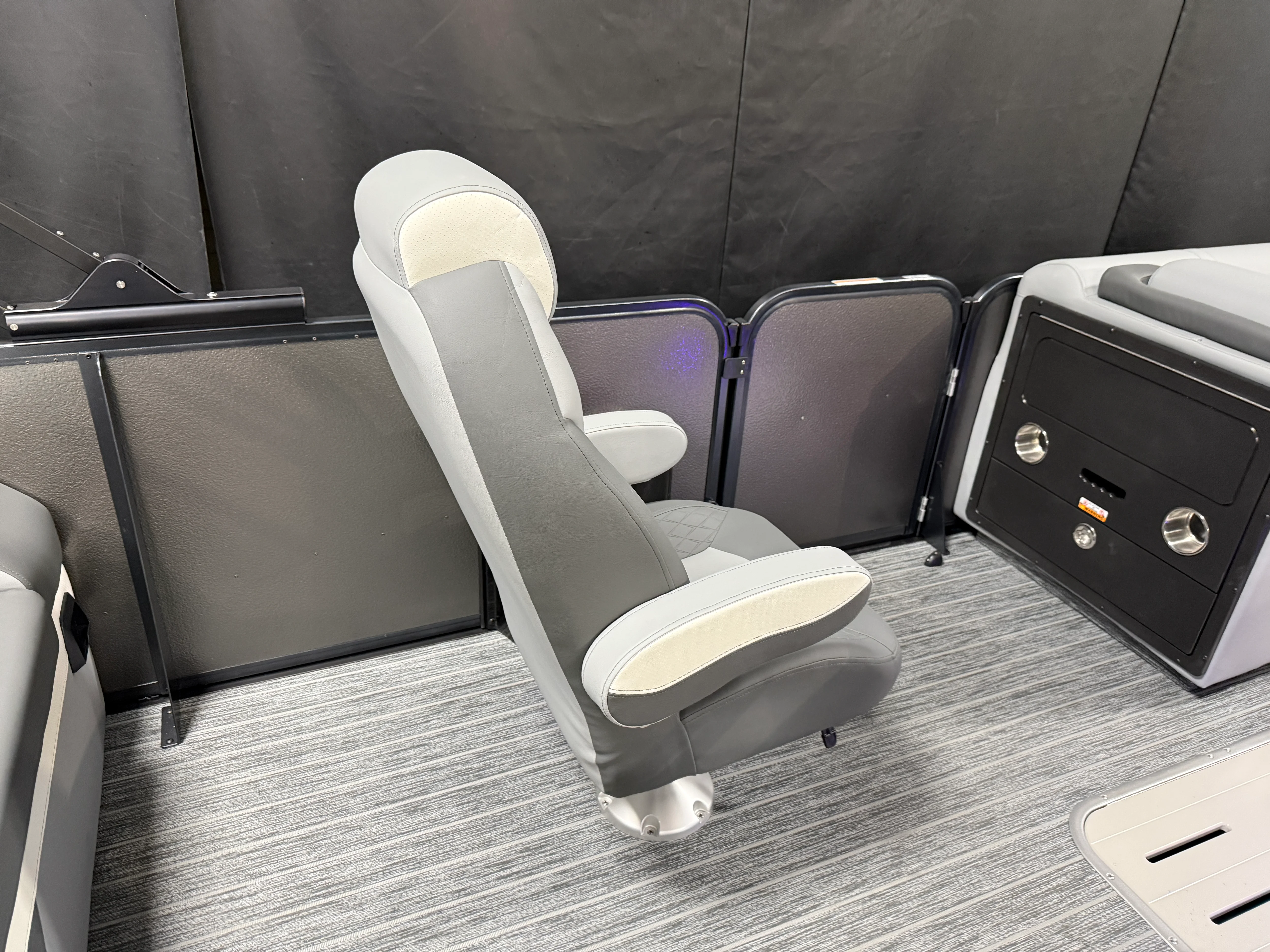 2026 Premier 230SOLARIS Image Thumbnail #41