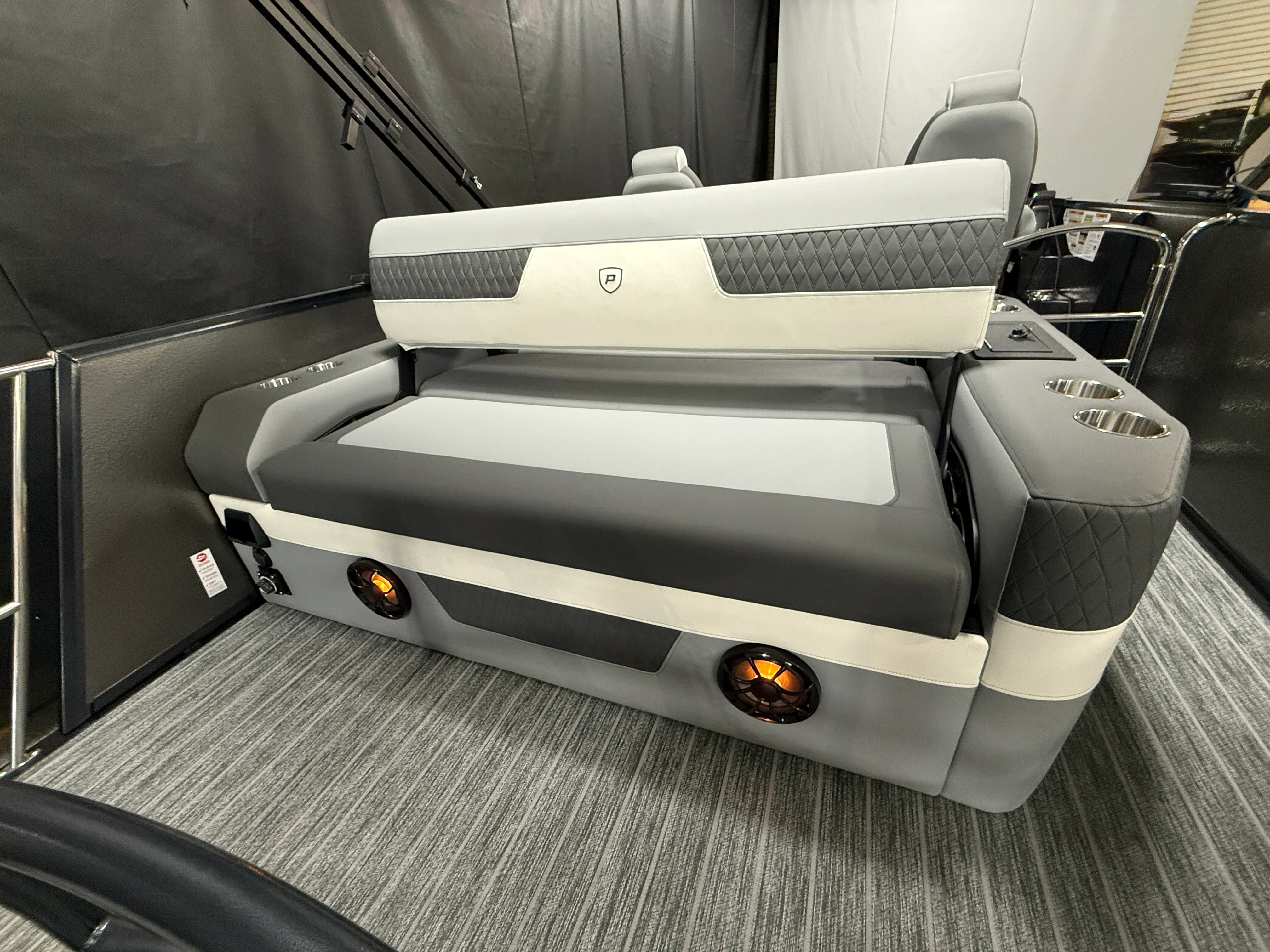 2026 Premier 230SOLARIS Image Thumbnail #28