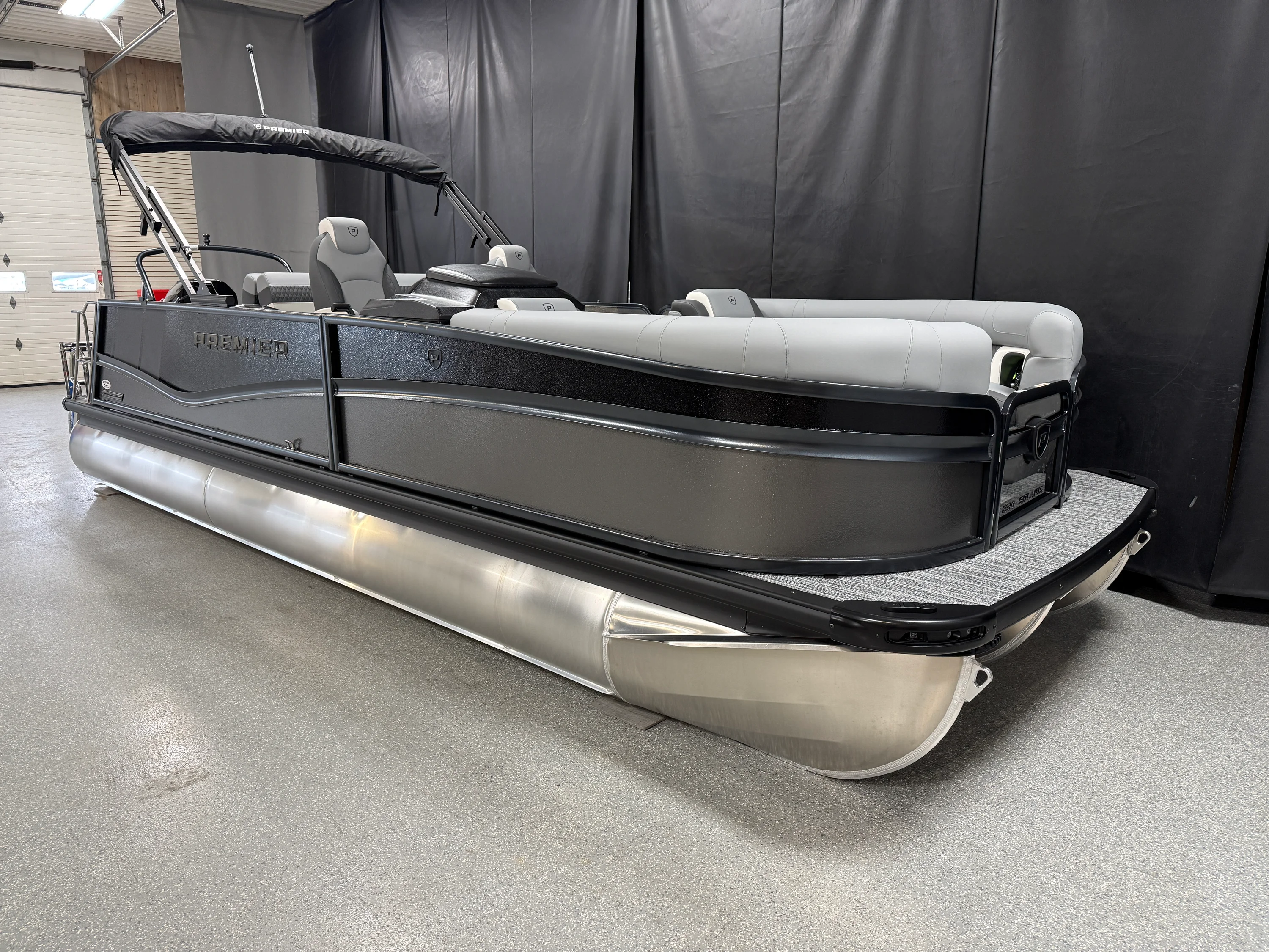 2026 Premier 230SOLARIS Image Thumbnail #3