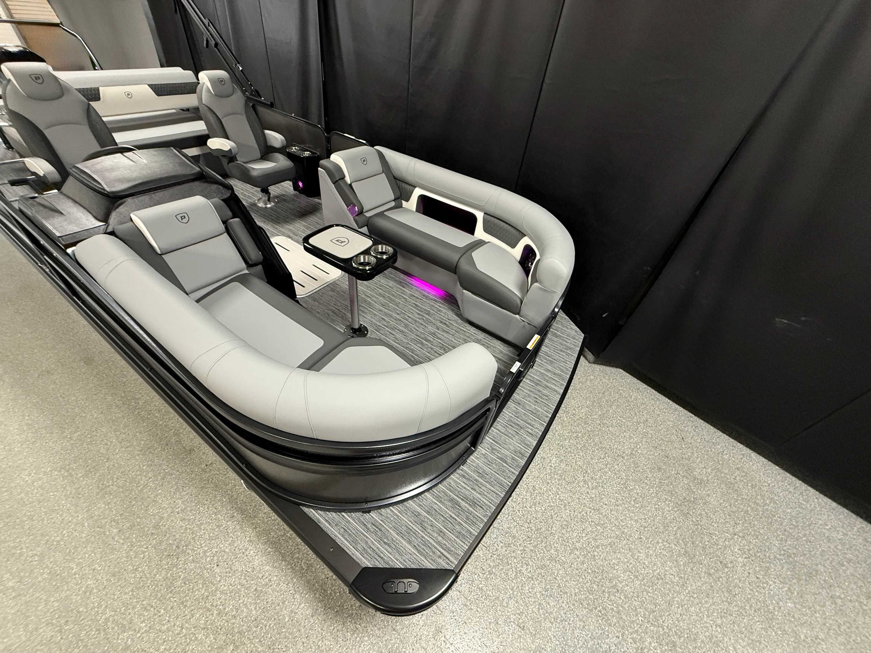 2026 Premier 230SOLARIS Image Thumbnail #9