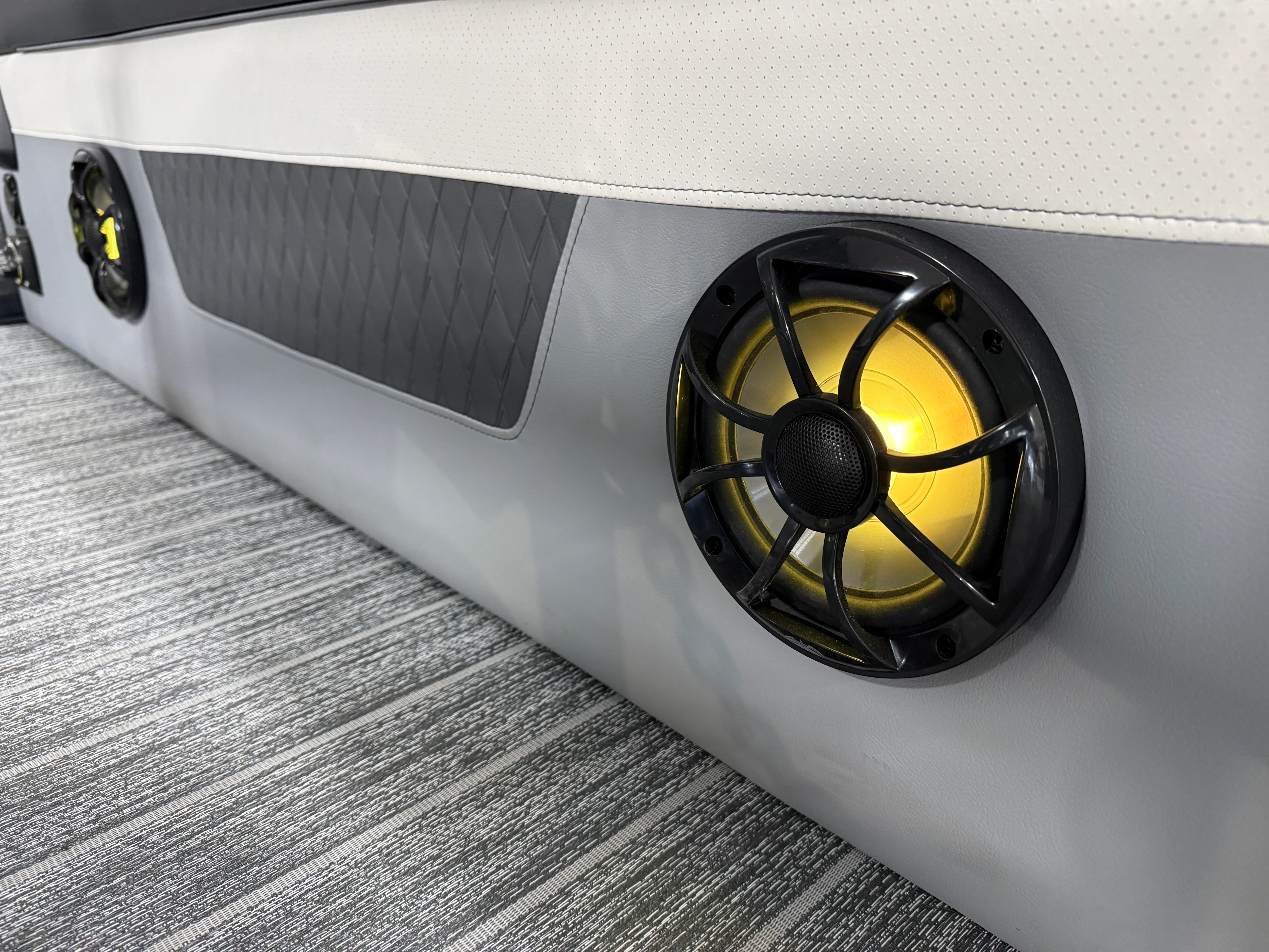 2026 Premier 230SOLARIS Image Thumbnail #29