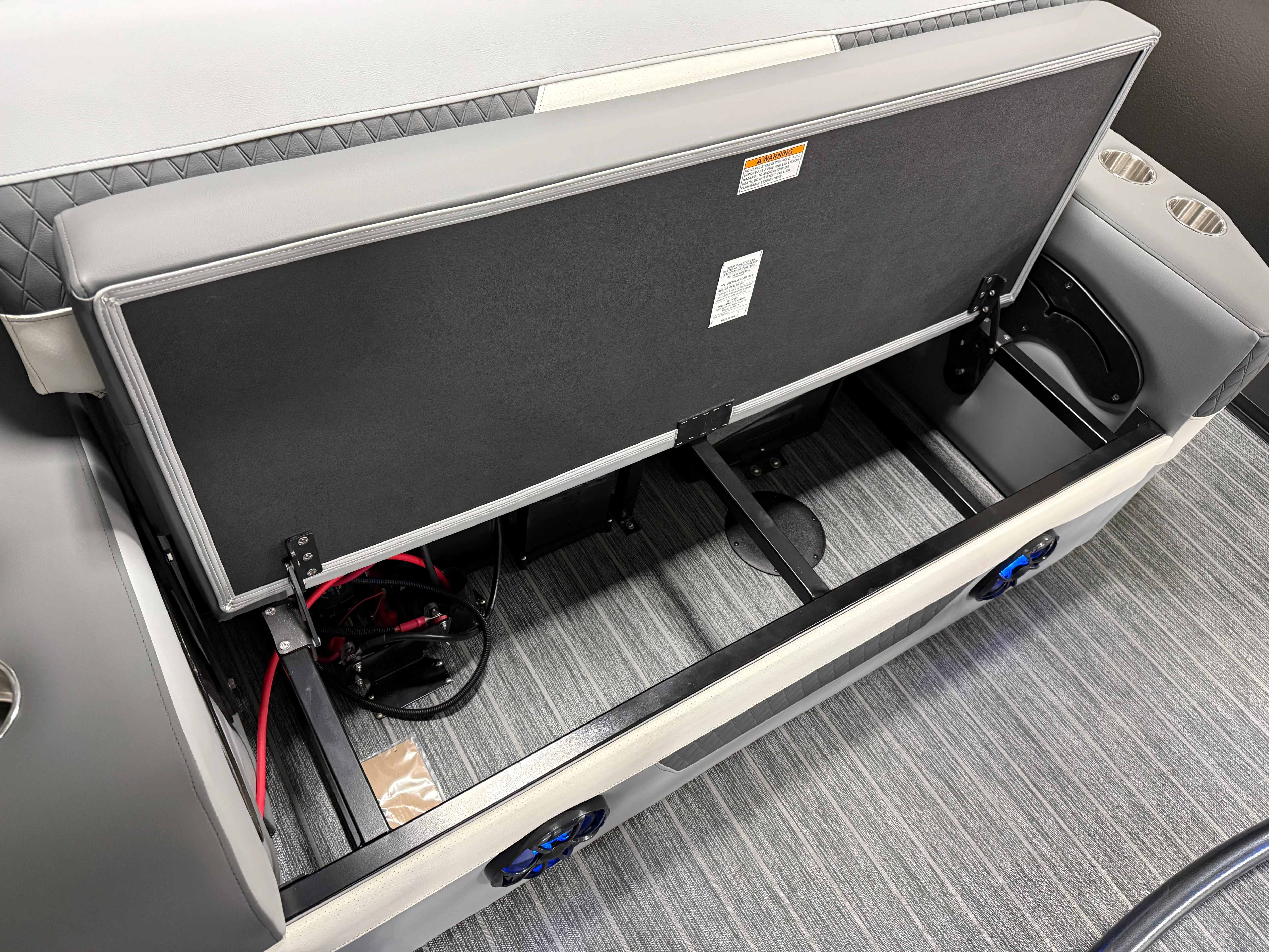 2026 Premier 230SOLARIS Image Thumbnail #32