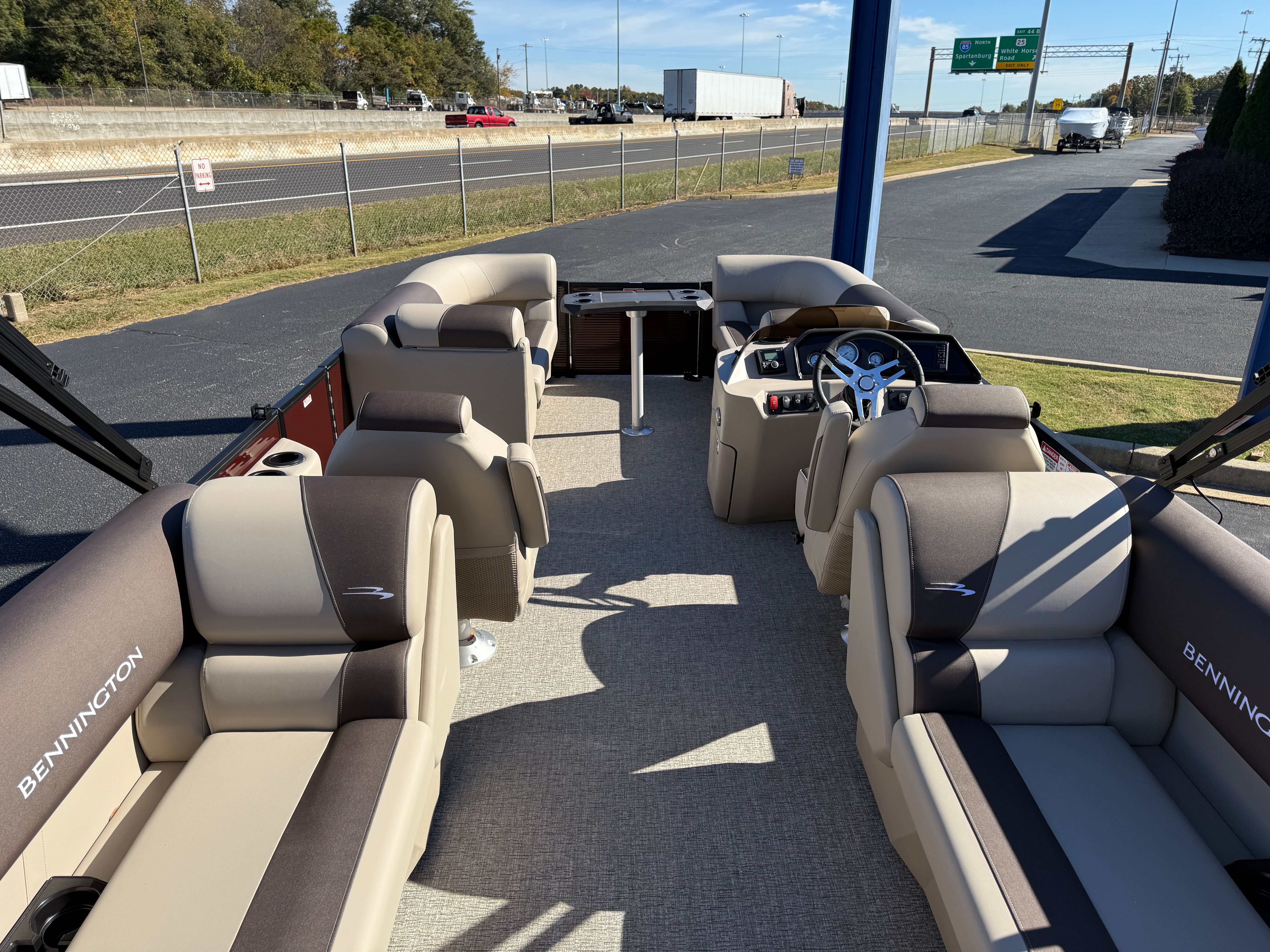 2026 Bennington 22SSR Image Thumbnail #15