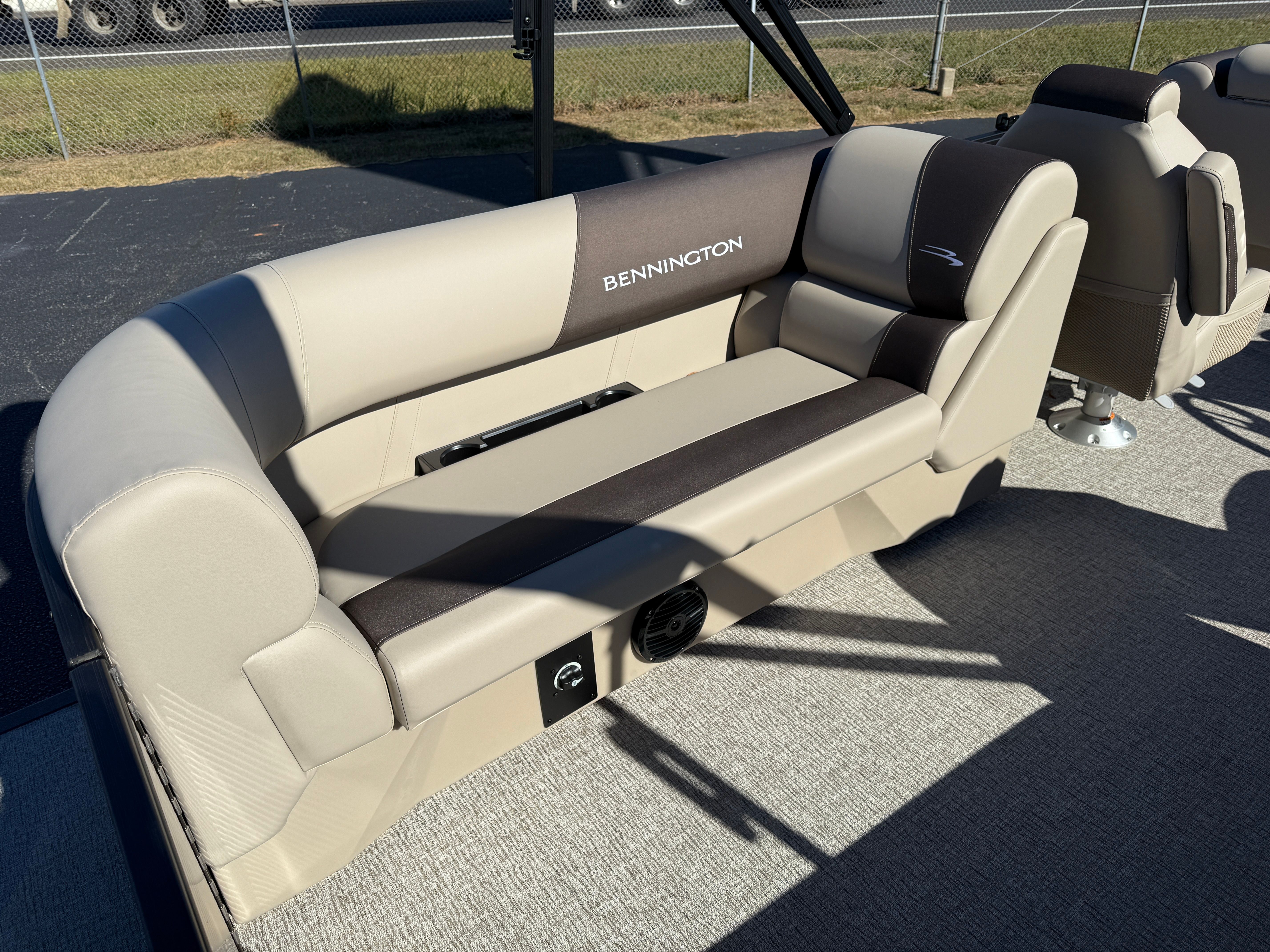 2026 Bennington 22SSR Image Thumbnail #6