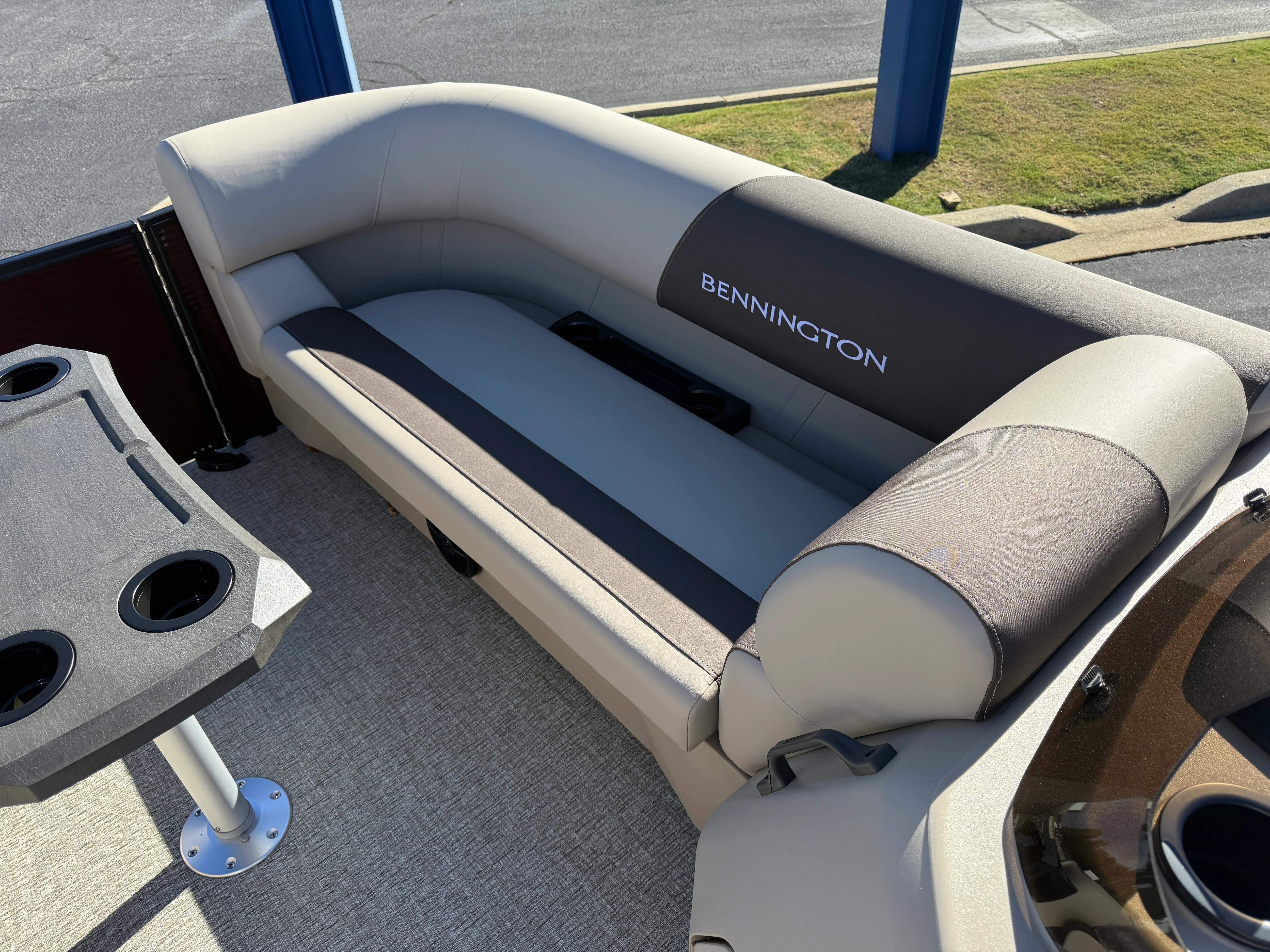 2026 Bennington 22SSR Image Thumbnail #12