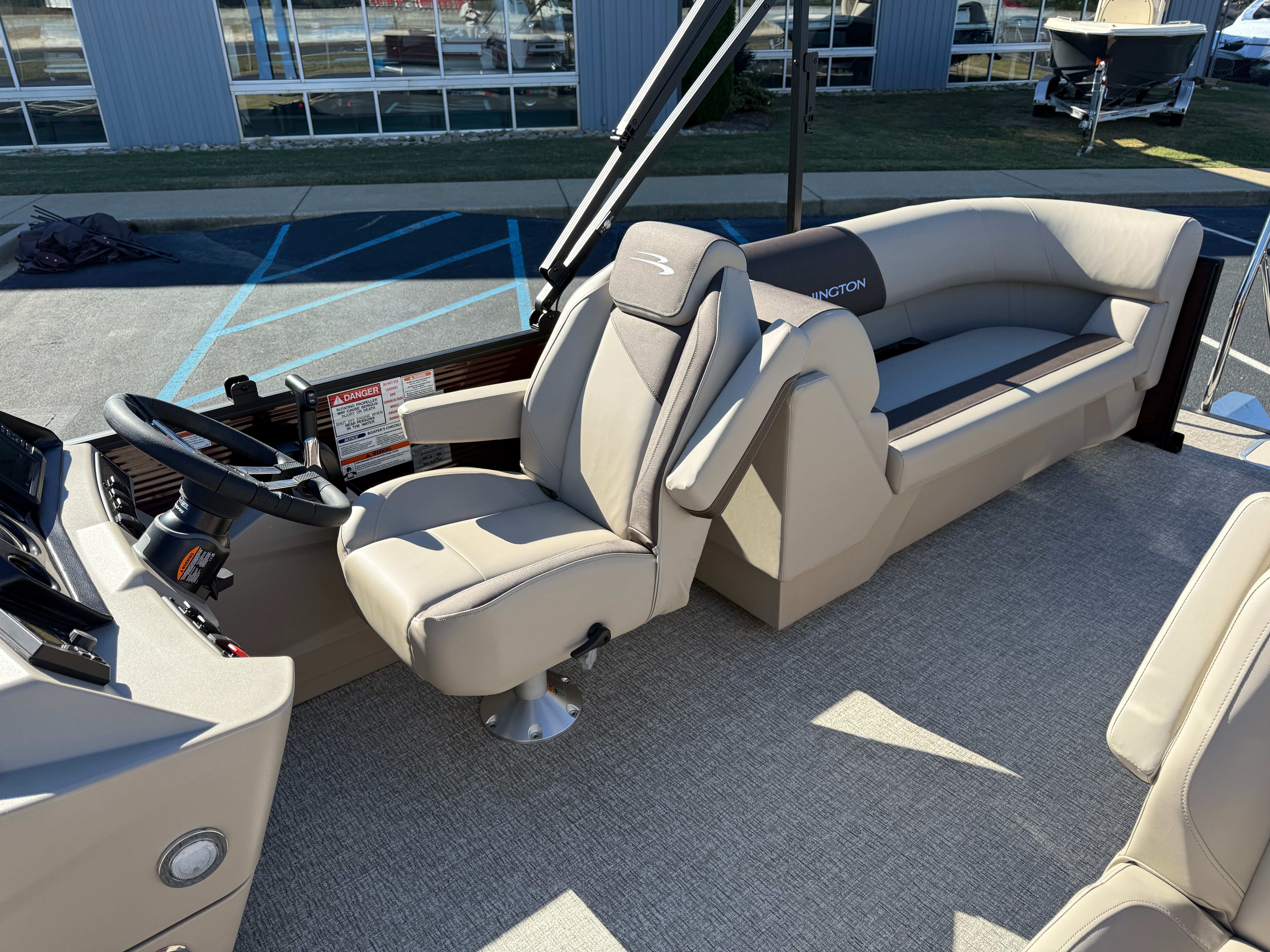 2026 Bennington 22SSR Image Thumbnail #8