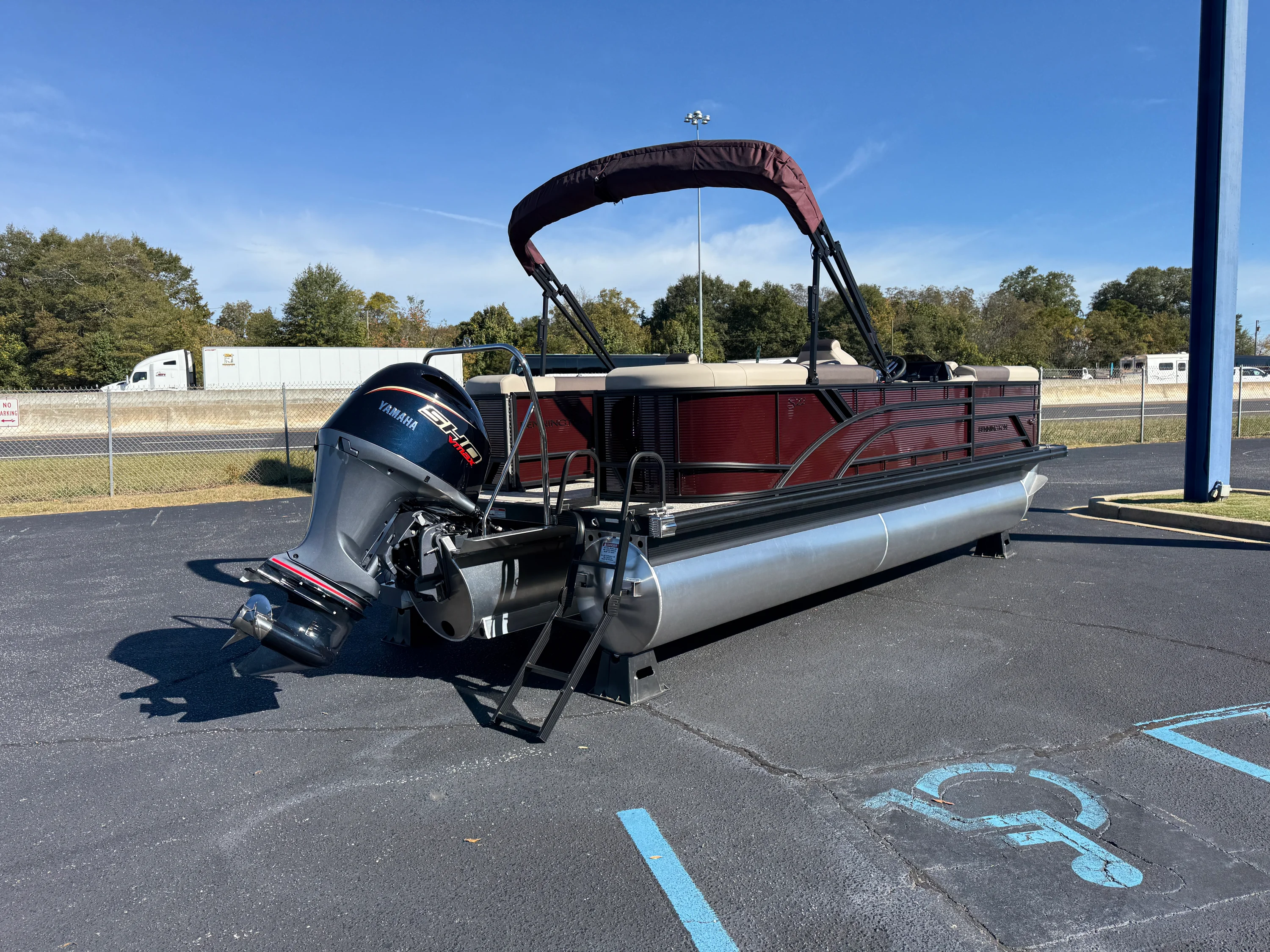 2026 Bennington 22SSR Image Thumbnail #3