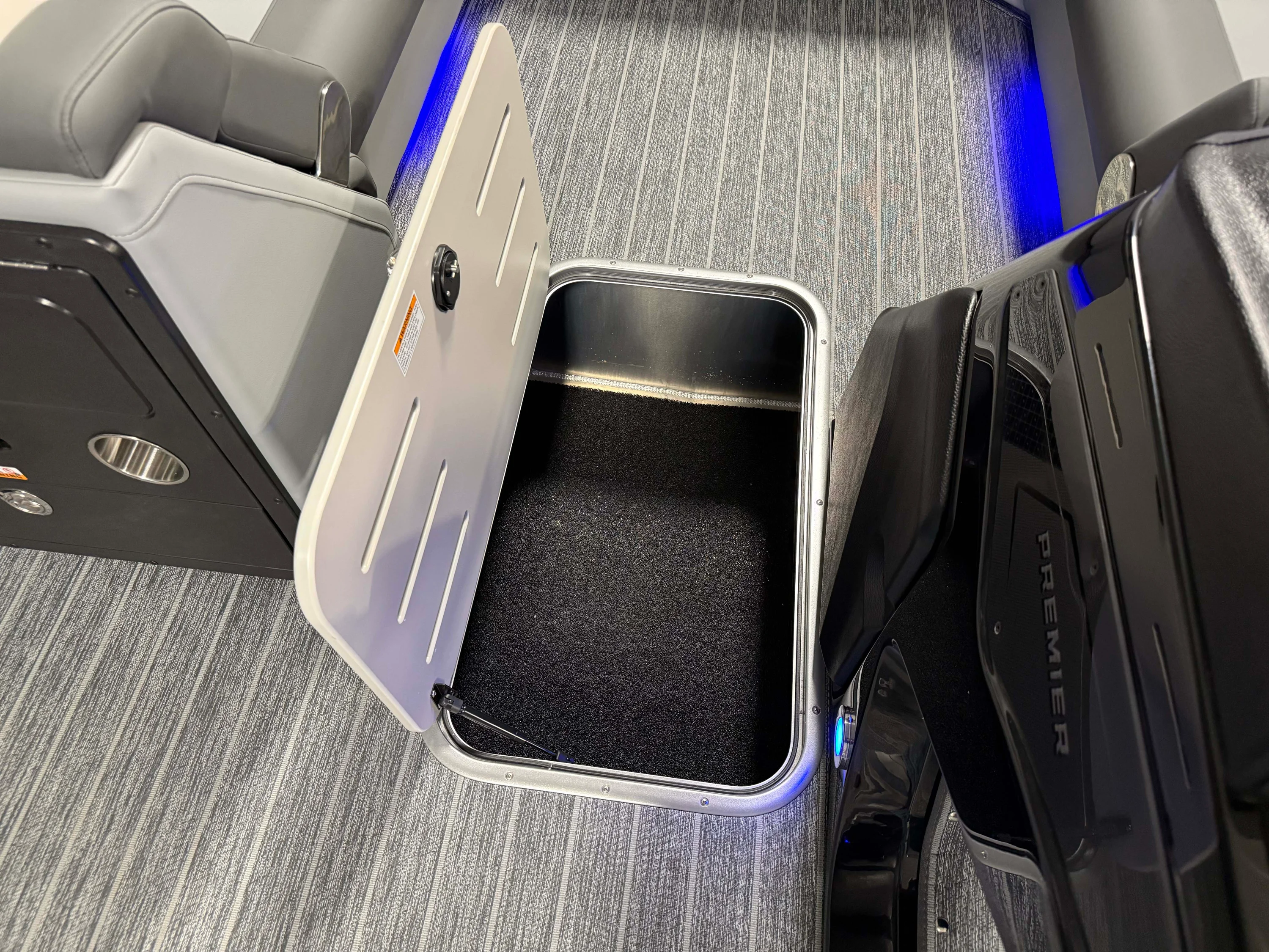 2026 Premier 250SOLARIS Image Thumbnail #40