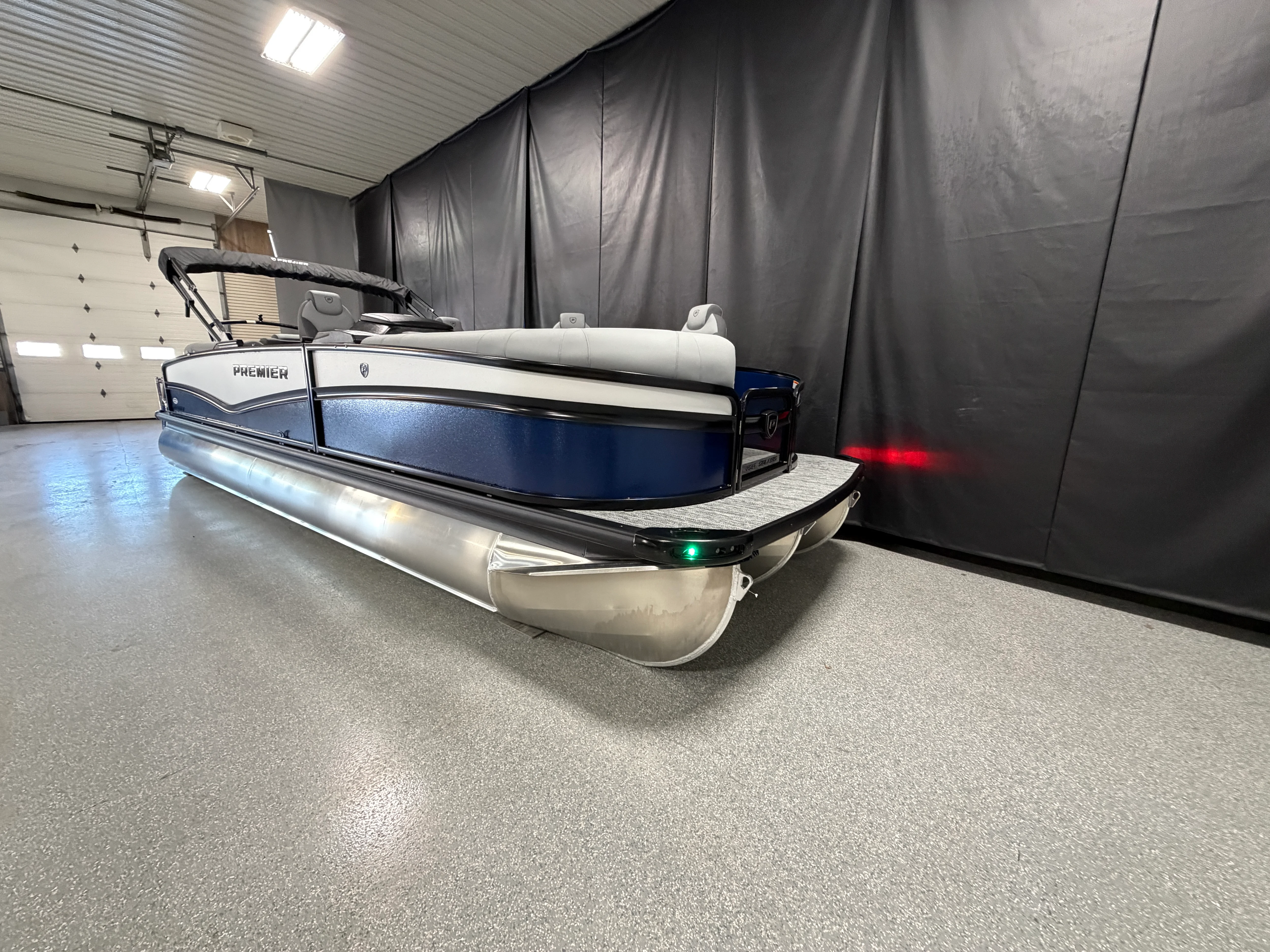 2026 Premier 250SOLARIS Image Thumbnail #5