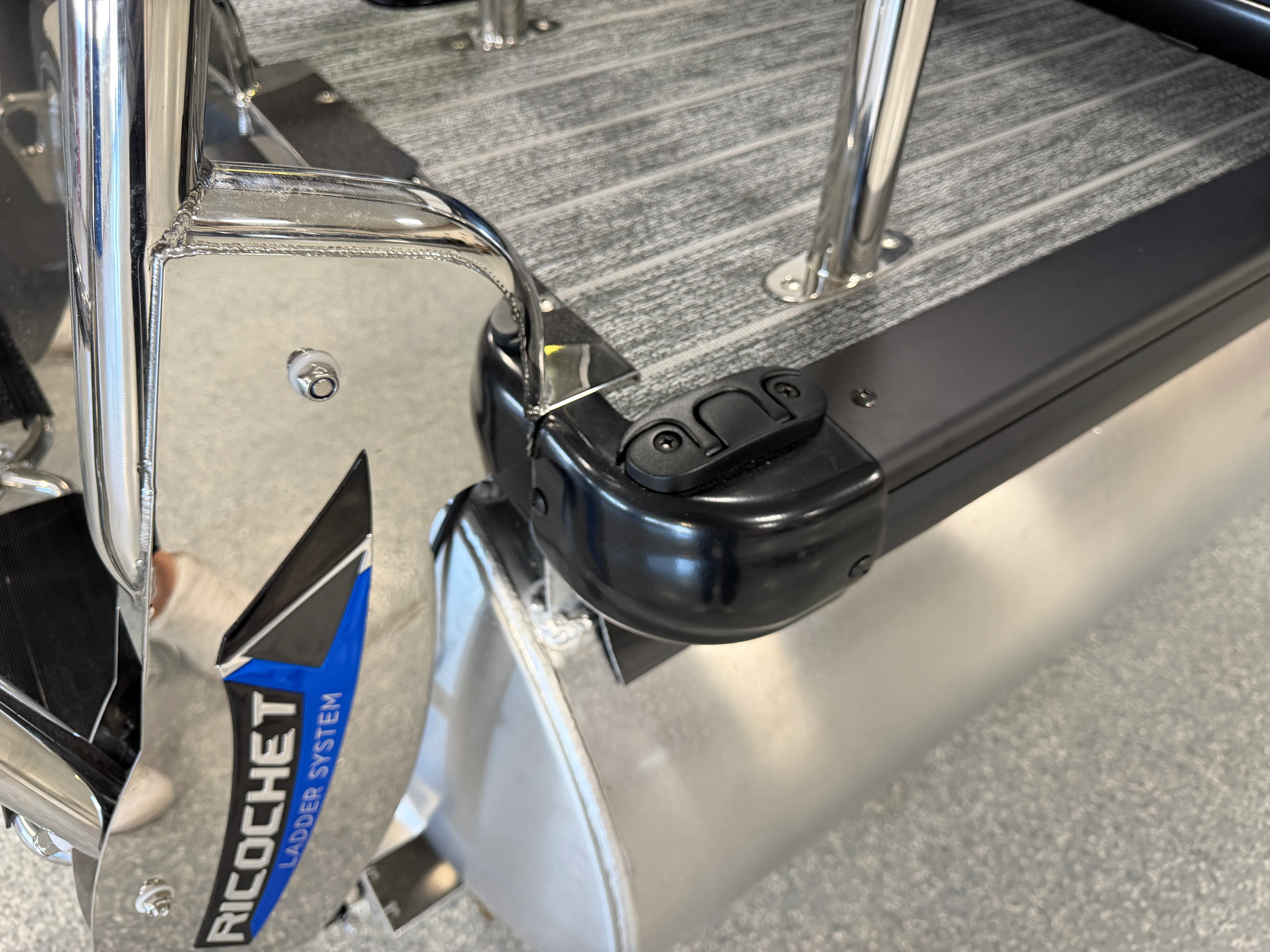 2026 Premier 250SOLARIS Image Thumbnail #14