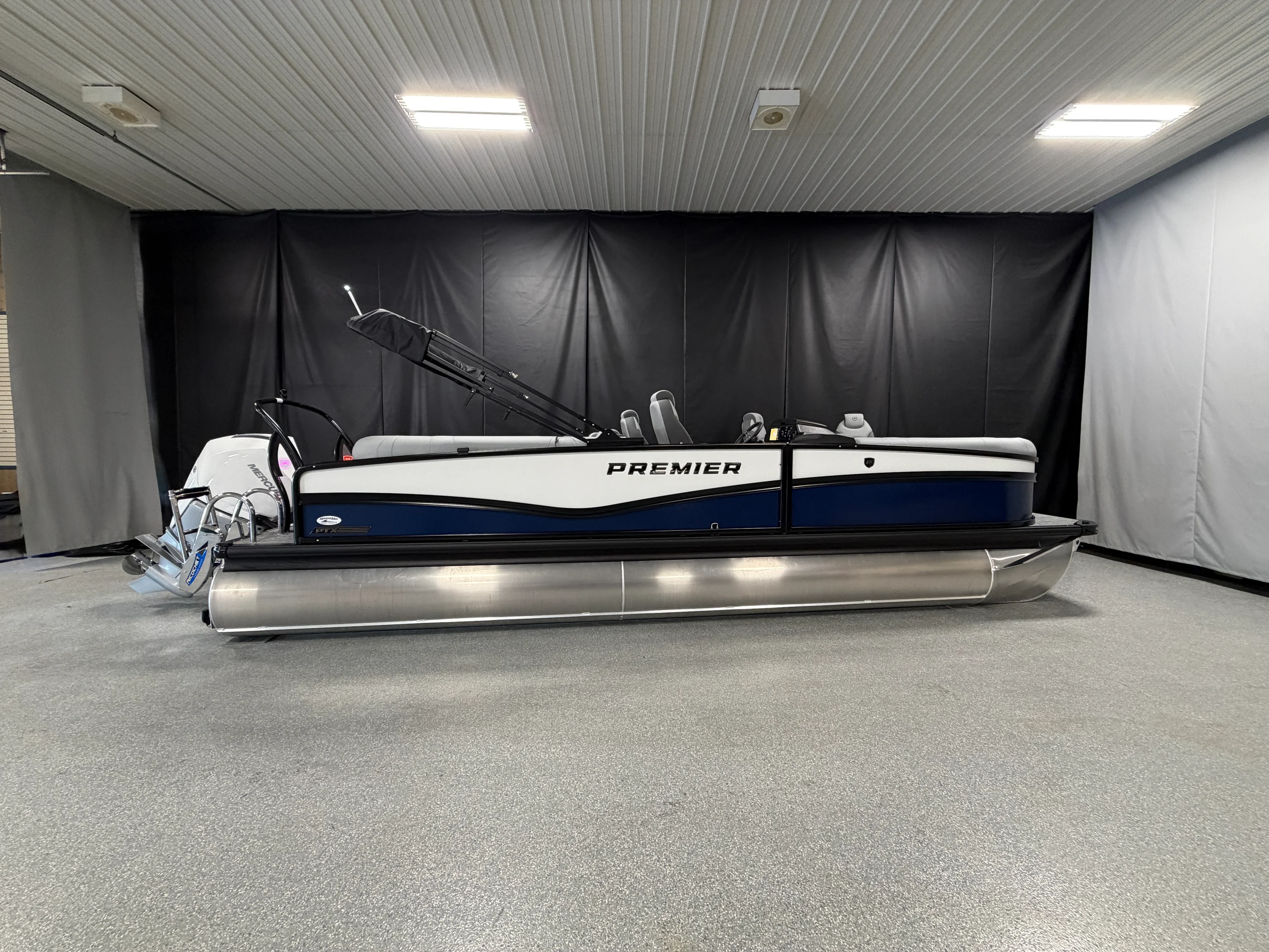 2026 Premier 250SOLARIS Image Thumbnail #0