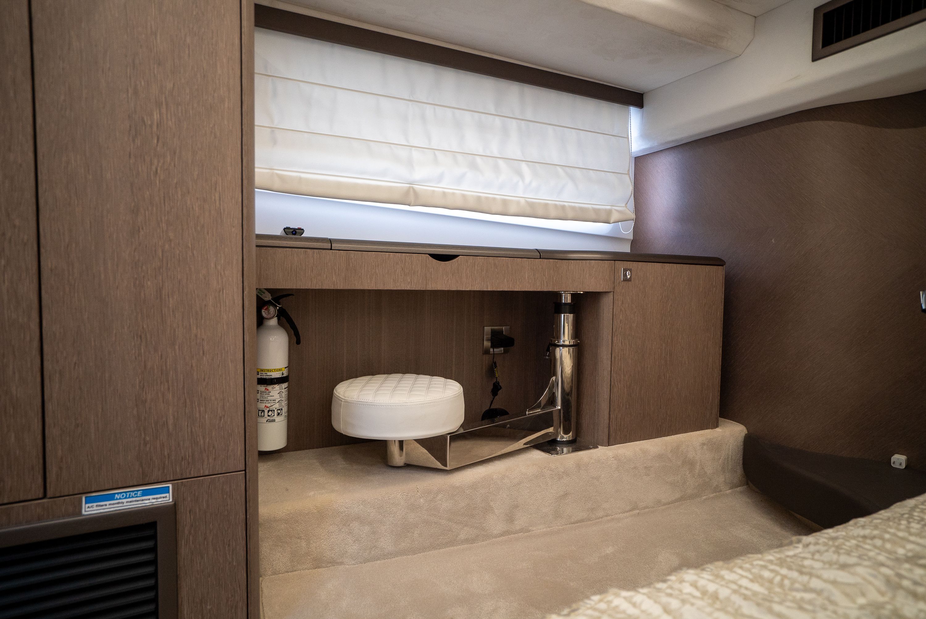 2022 Galeon 400 FLY Image Thumbnail #48