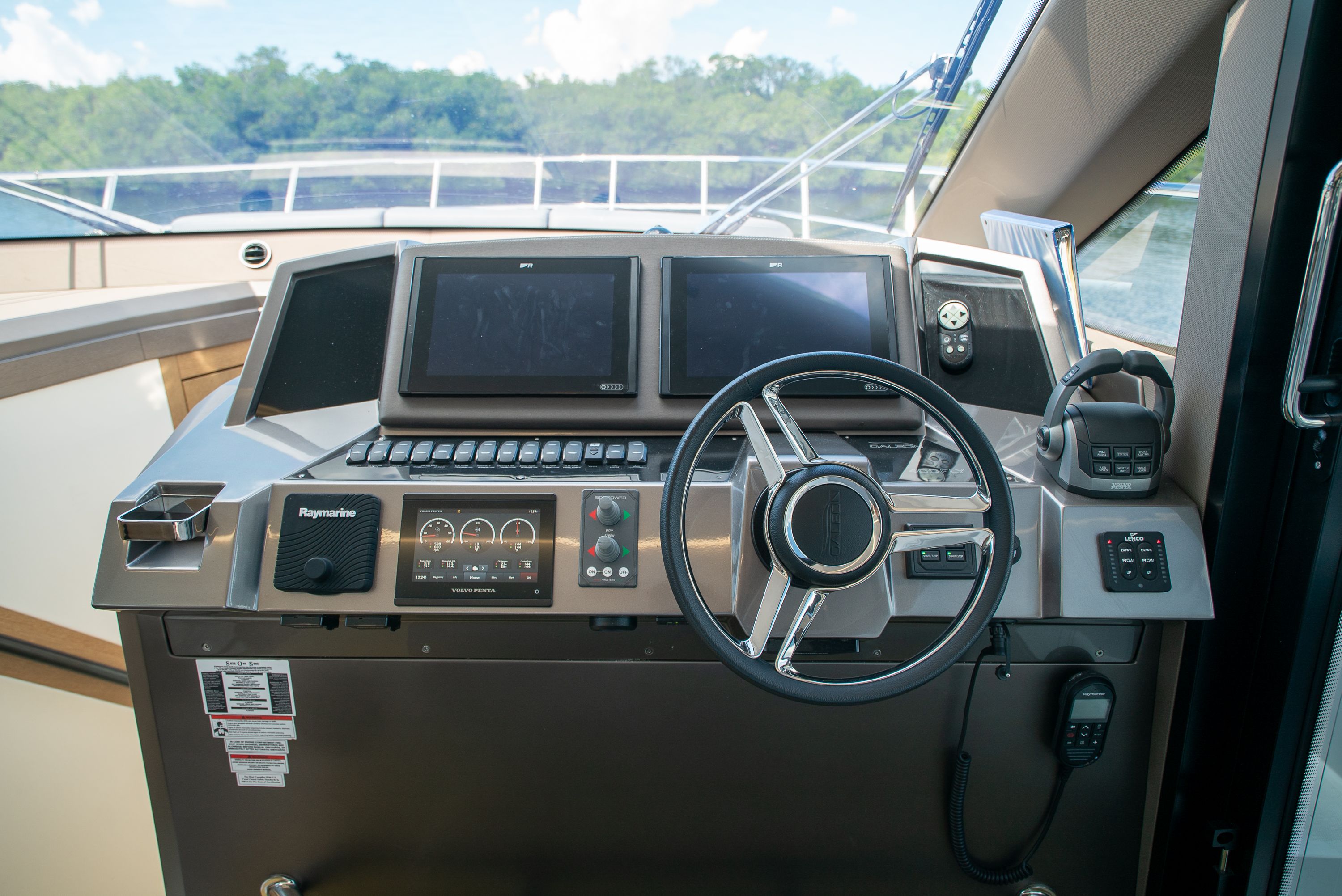 2022 Galeon 400 FLY Image Thumbnail #27