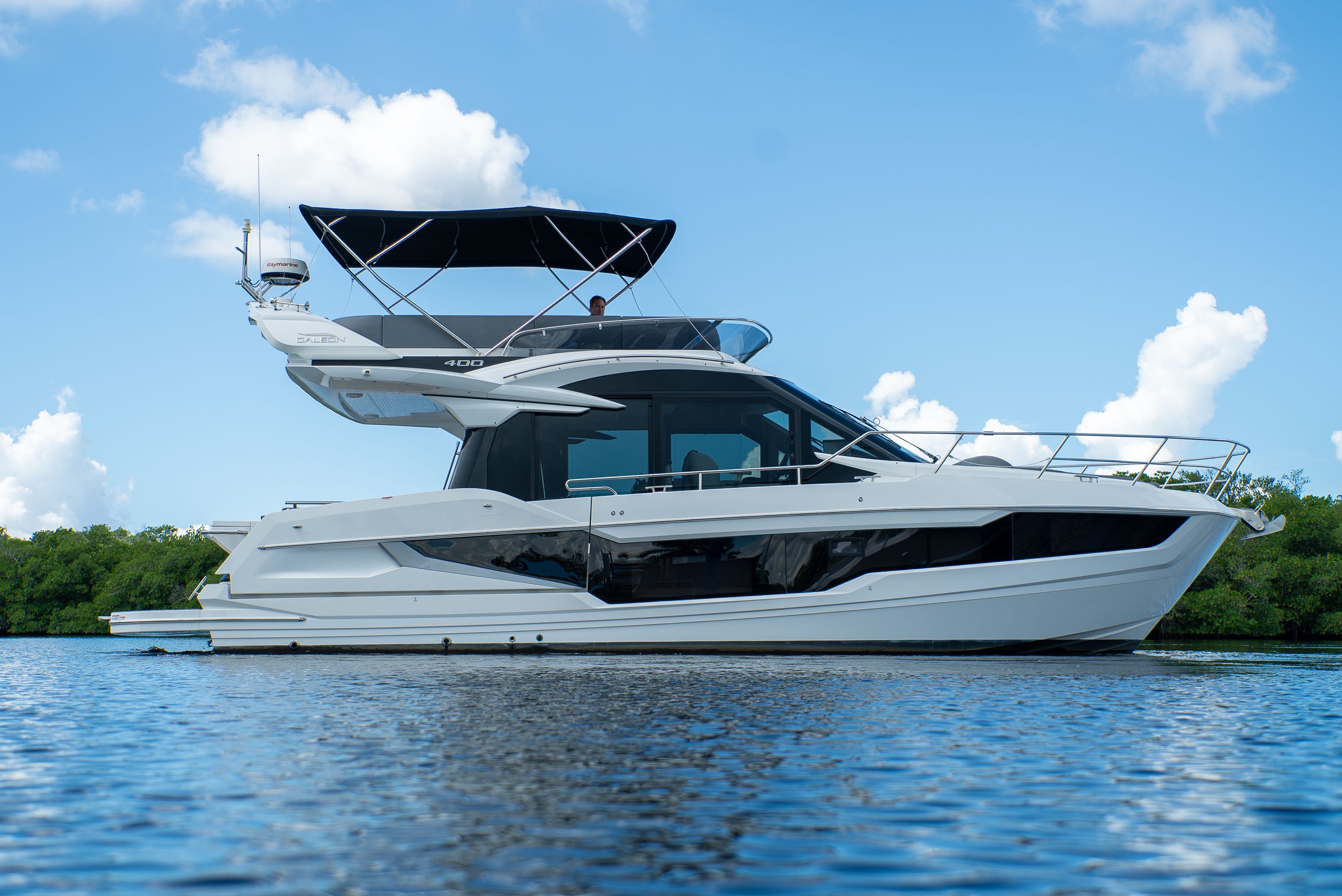 2022 Galeon 400 FLY Image Thumbnail #75