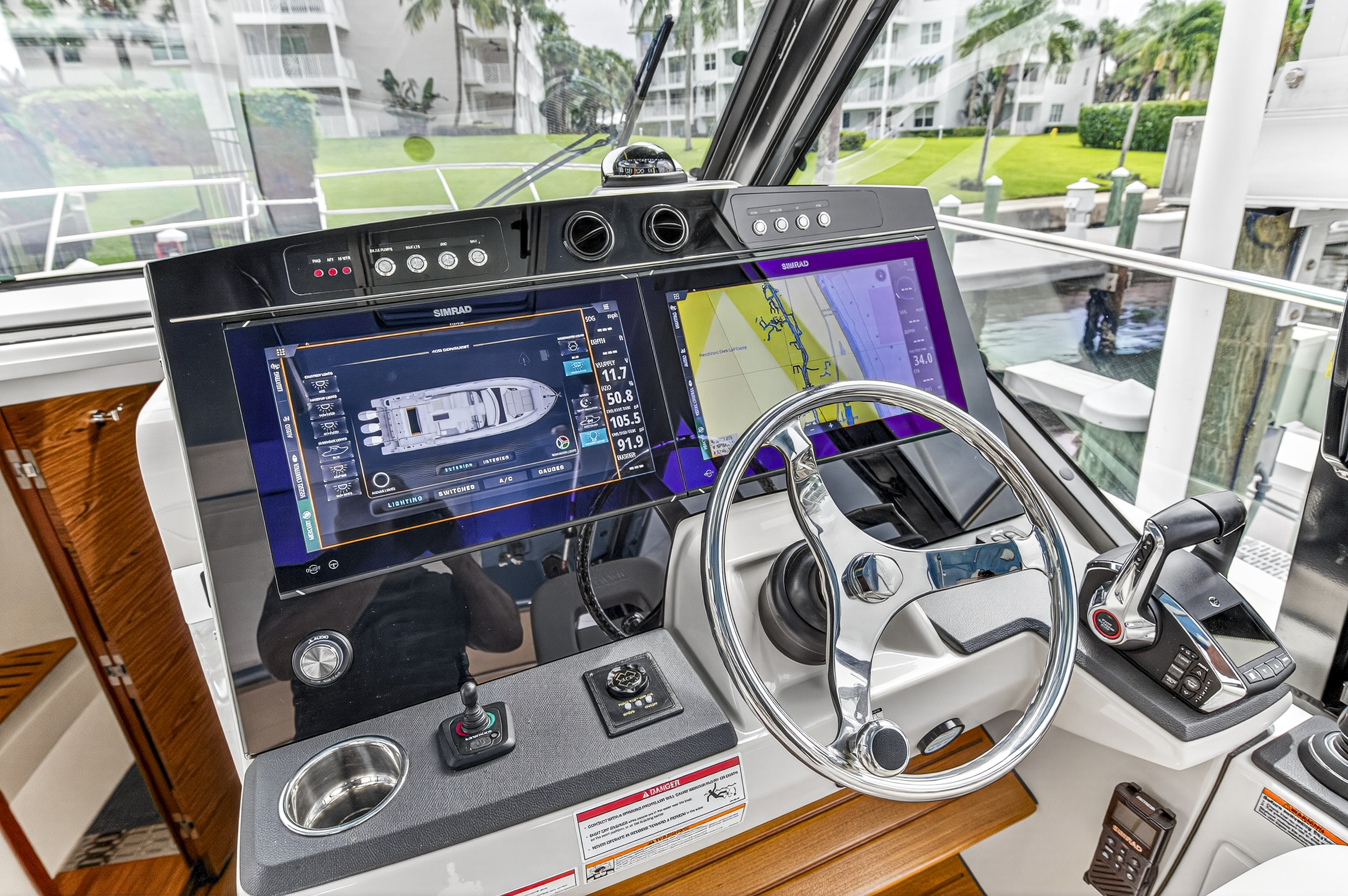 2024 Boston Whaler 405 CONQUEST Image Thumbnail #44