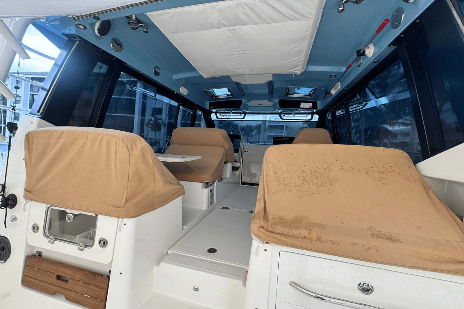 2024 Boston Whaler 405 CONQUEST Image Thumbnail #1