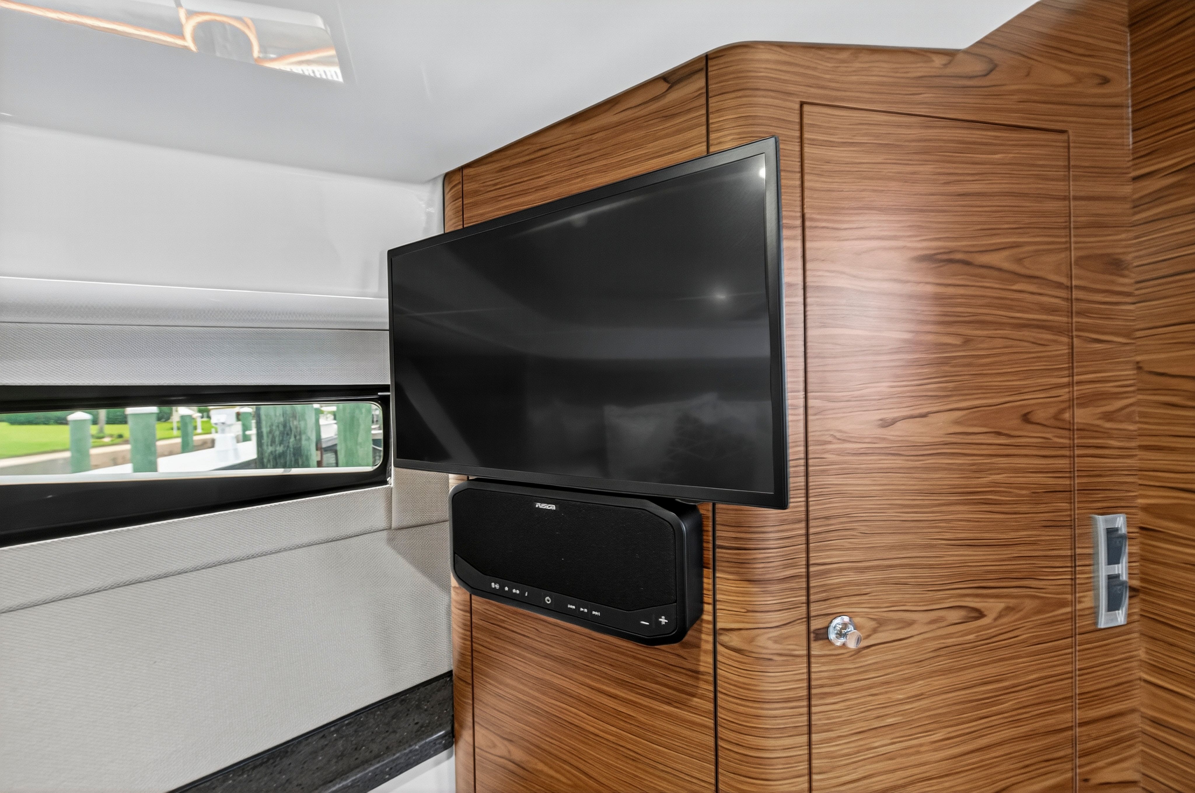 2024 Boston Whaler 405 CONQUEST Image Thumbnail #57