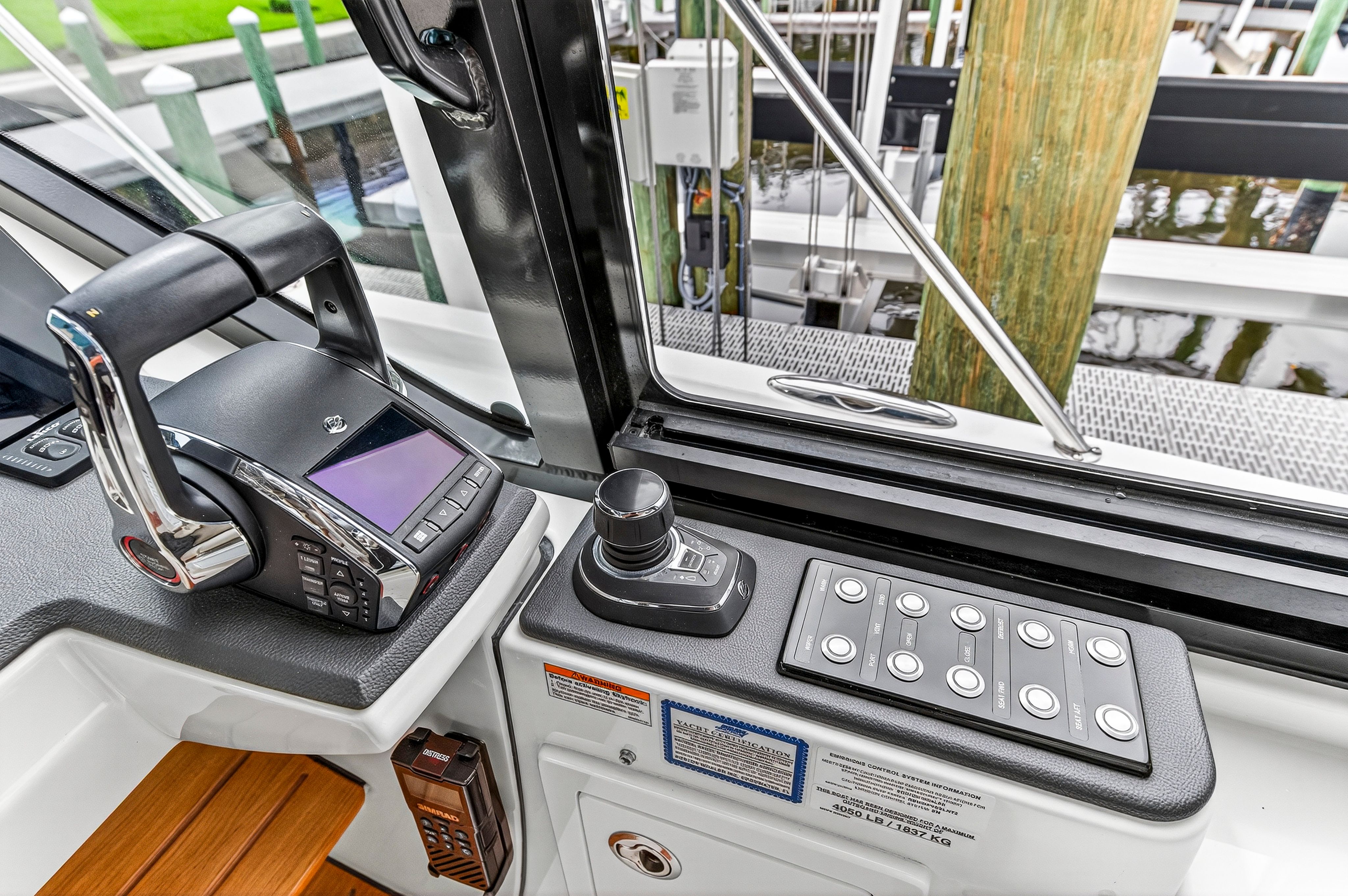 2024 Boston Whaler 405 CONQUEST Image Thumbnail #46