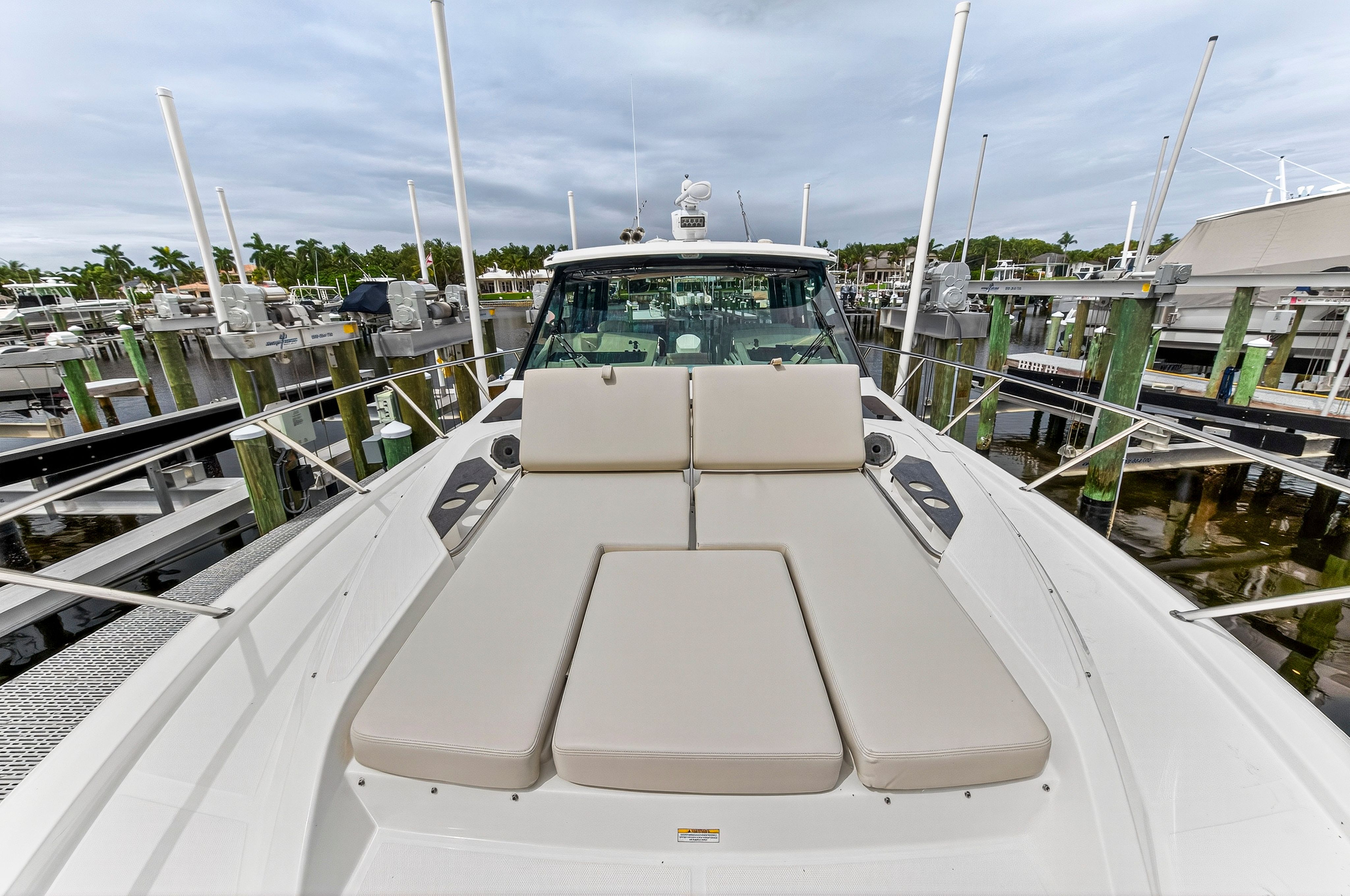 2024 Boston Whaler 405 CONQUEST Image Thumbnail #53