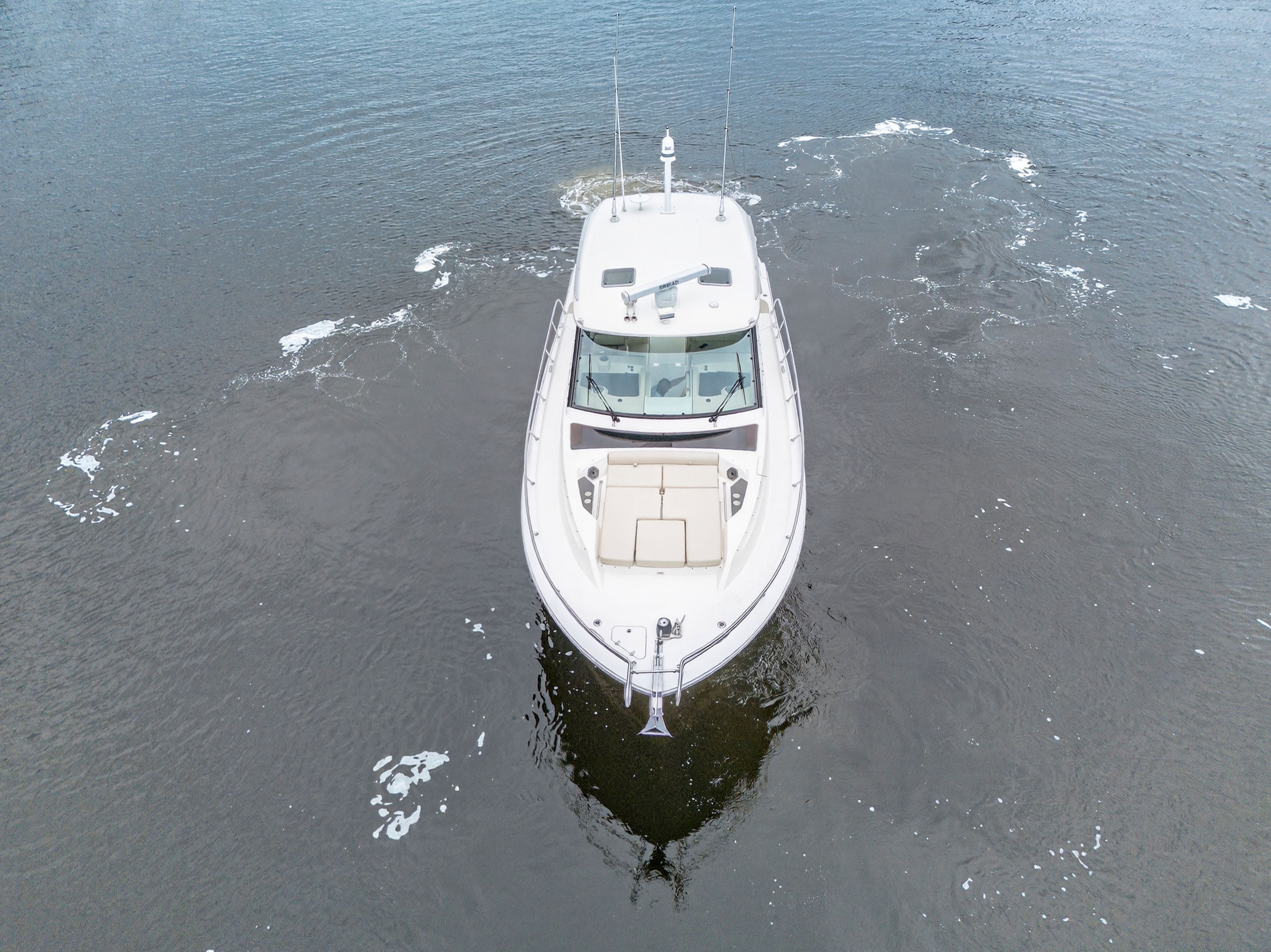 2024 Boston Whaler 405 CONQUEST Image Thumbnail #12