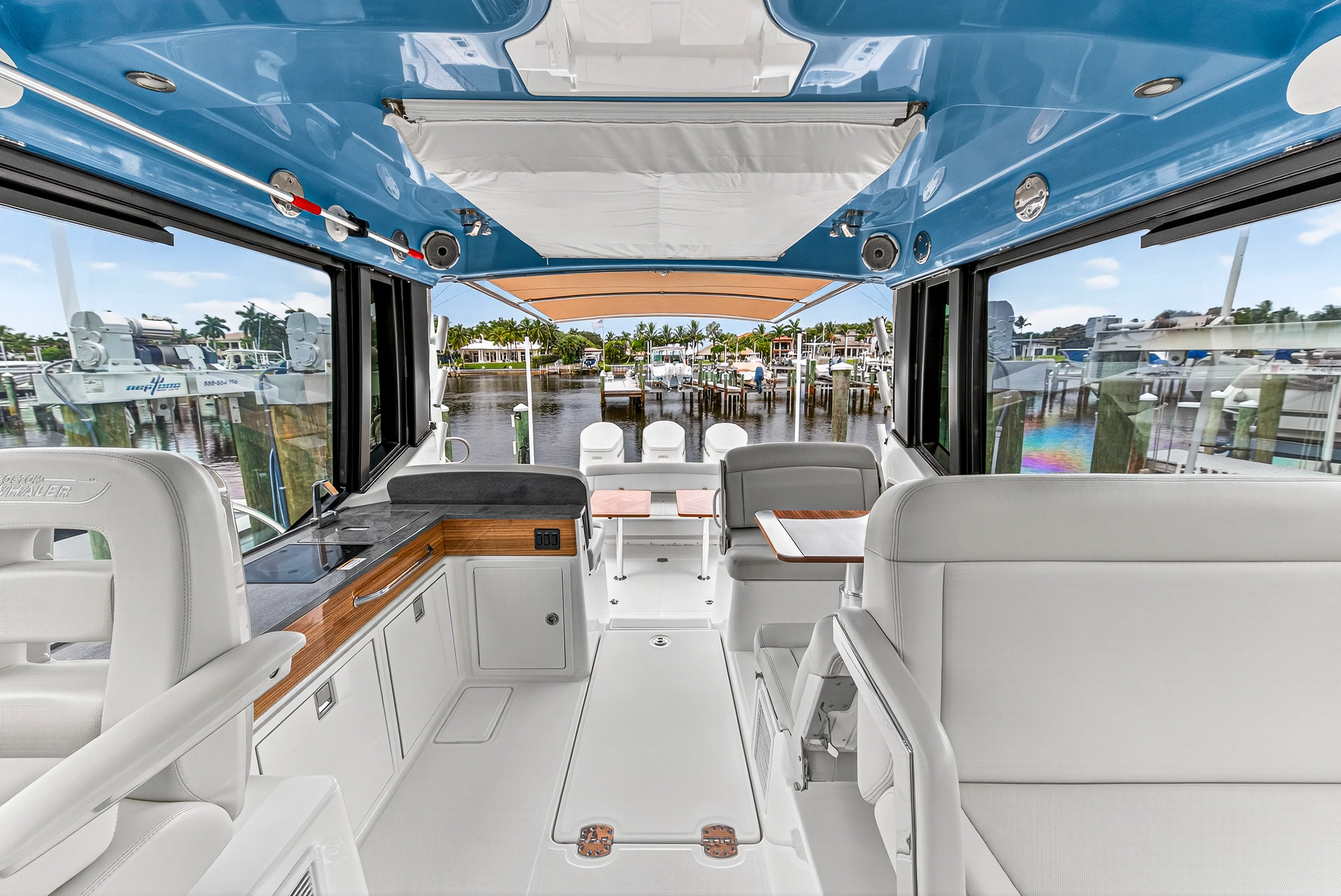 2024 Boston Whaler 405 CONQUEST Image Thumbnail #36
